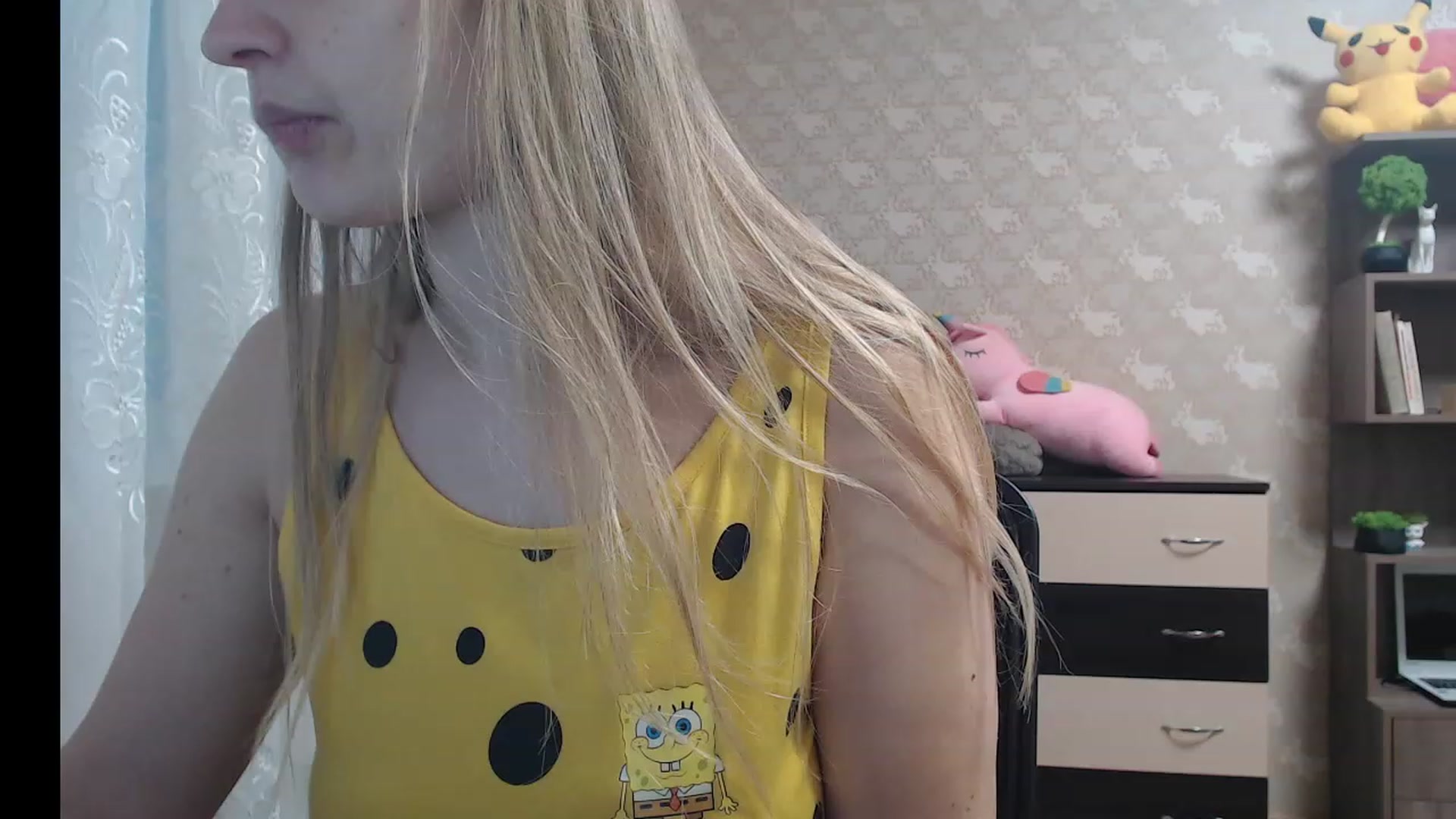 Gallery image thumbnail from CozySweety's myfreecams stream on, 12/24/2022, 13:18 image 11 of 20