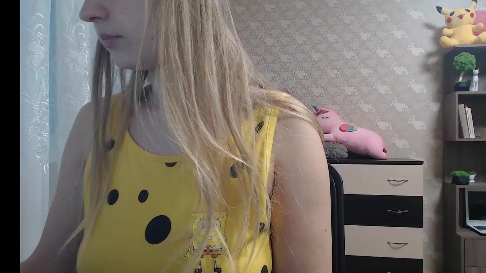 Gallery image thumbnail from CozySweety's myfreecams stream on, 12/24/2022, 13:18 image 17 of 20