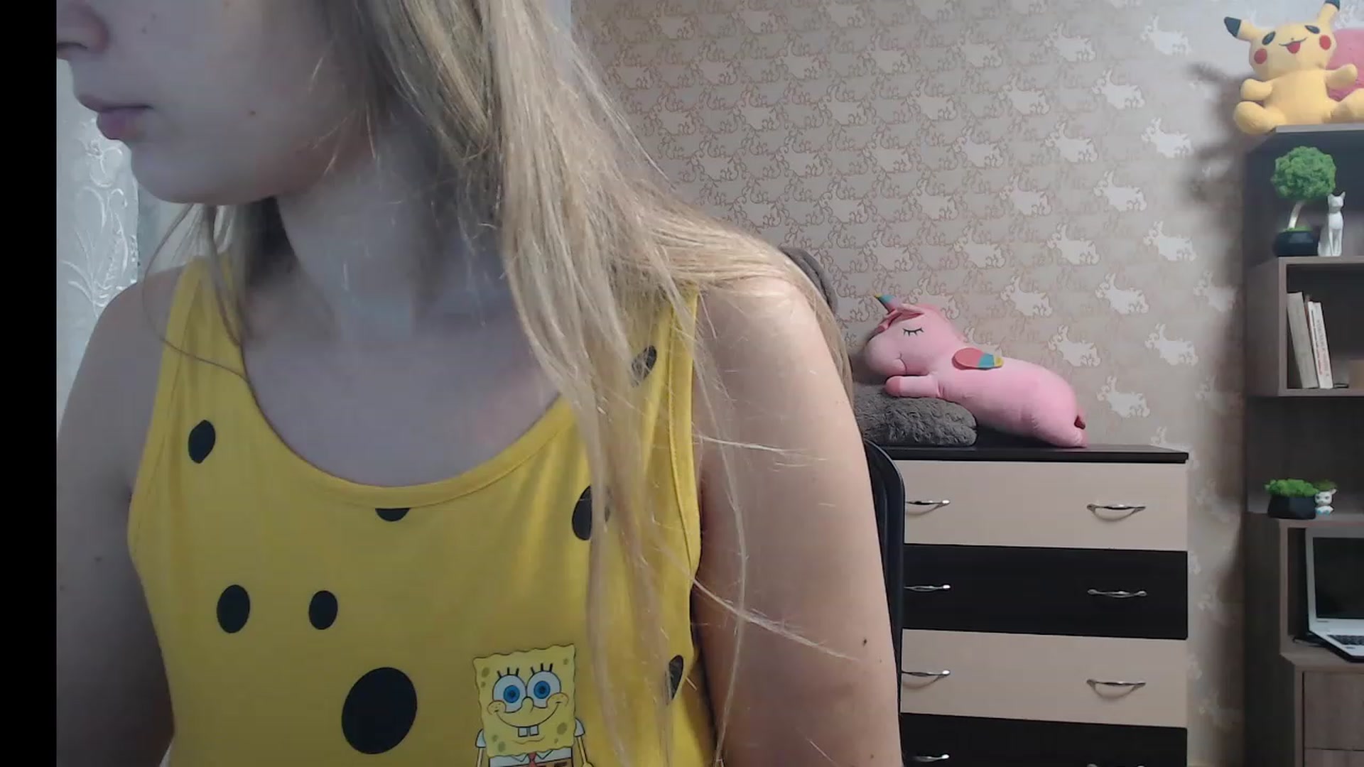 Gallery image thumbnail from CozySweety's myfreecams stream on, 12/24/2022, 13:48 image 13 of 20
