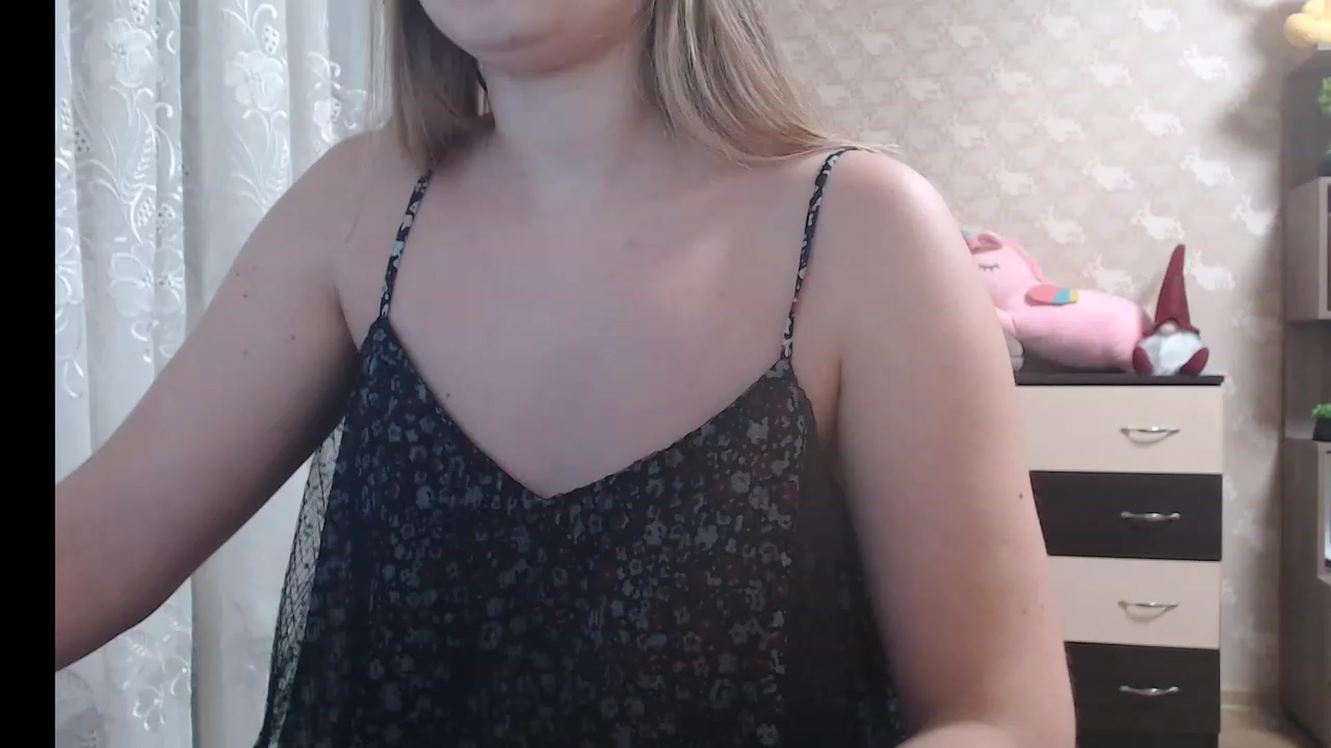 Gallery image thumbnail from CozySweety's myfreecams stream on, 01/30/2023, 16:37 image 1 of 20