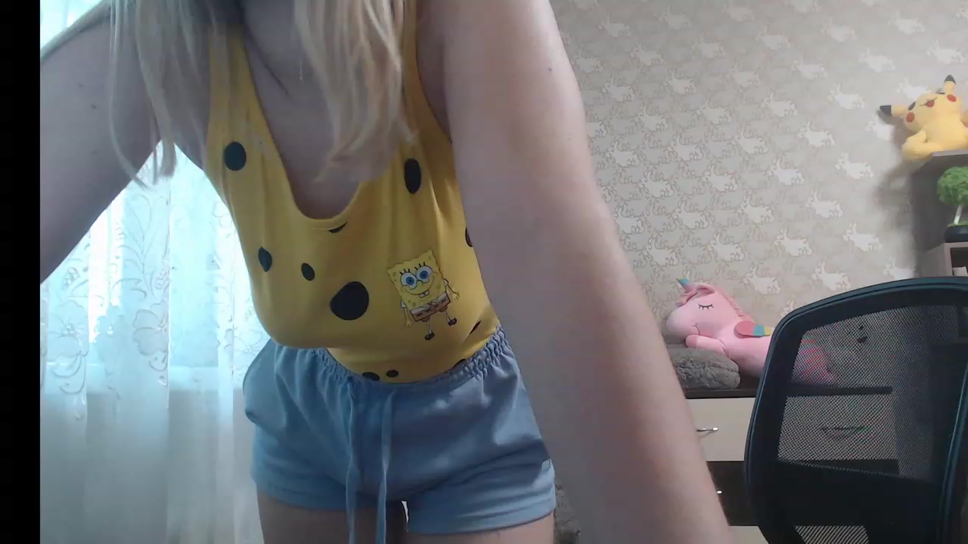 Gallery image thumbnail from CozySweety's myfreecams stream on, 05/01/2023, 07:30 image 10 of 20