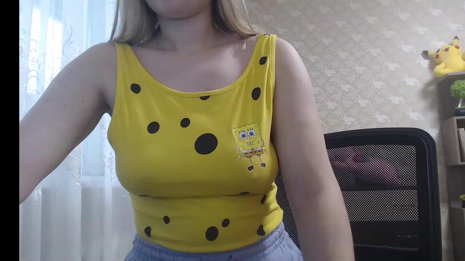 Gallery image thumbnail from CozySweety's myfreecams stream on, 05/01/2023, 07:30 image 15 of 20