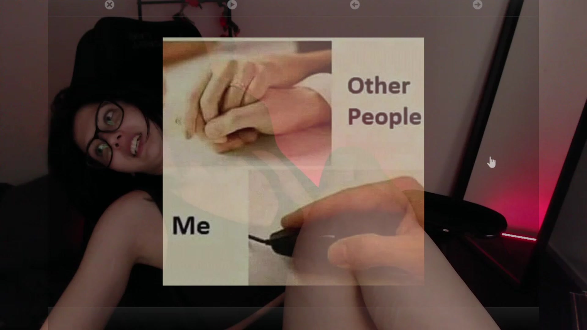 Gallery image thumbnail from CptSniffles's myfreecams stream on, 12/20/2022, 06:15 image 15 of 20