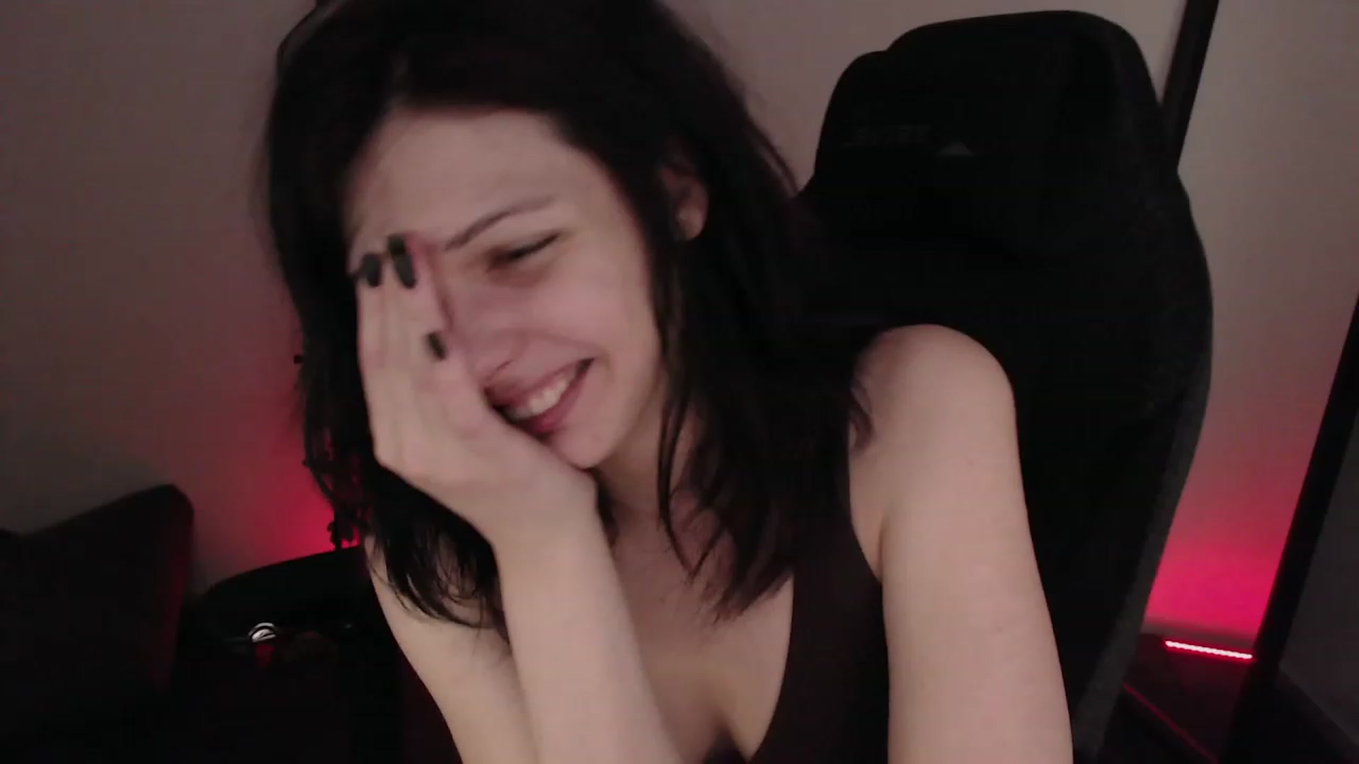 Gallery image thumbnail from CptSniffles's myfreecams stream on, 12/20/2022, 07:58 image 19 of 20