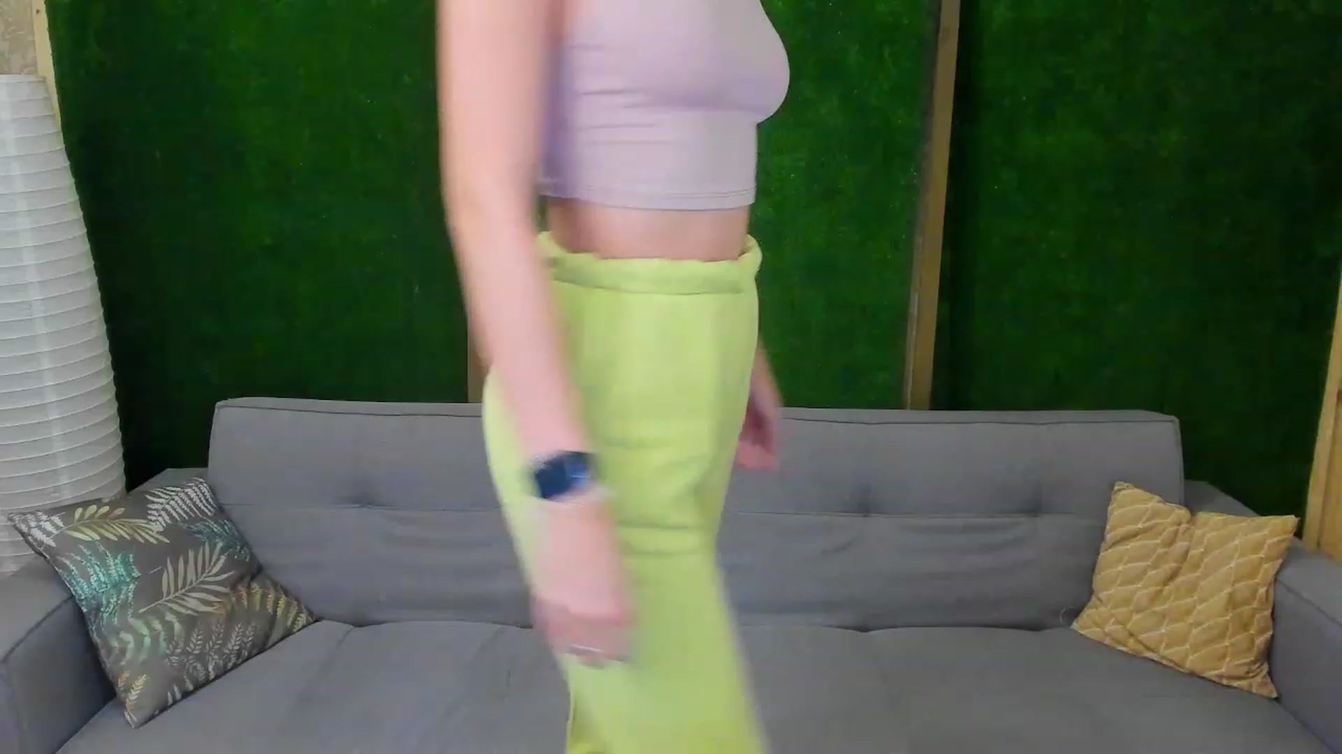 Gallery image thumbnail from Crafty_Love's myfreecams stream on, 11/17/2022, 12:46 image 16 of 20