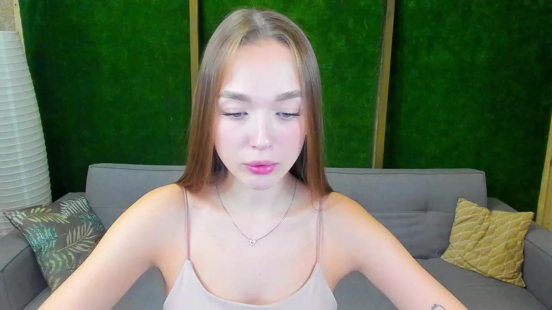 Gallery image thumbnail from Crafty_Love's myfreecams stream on, 11/17/2022, 12:46 image 2 of 20