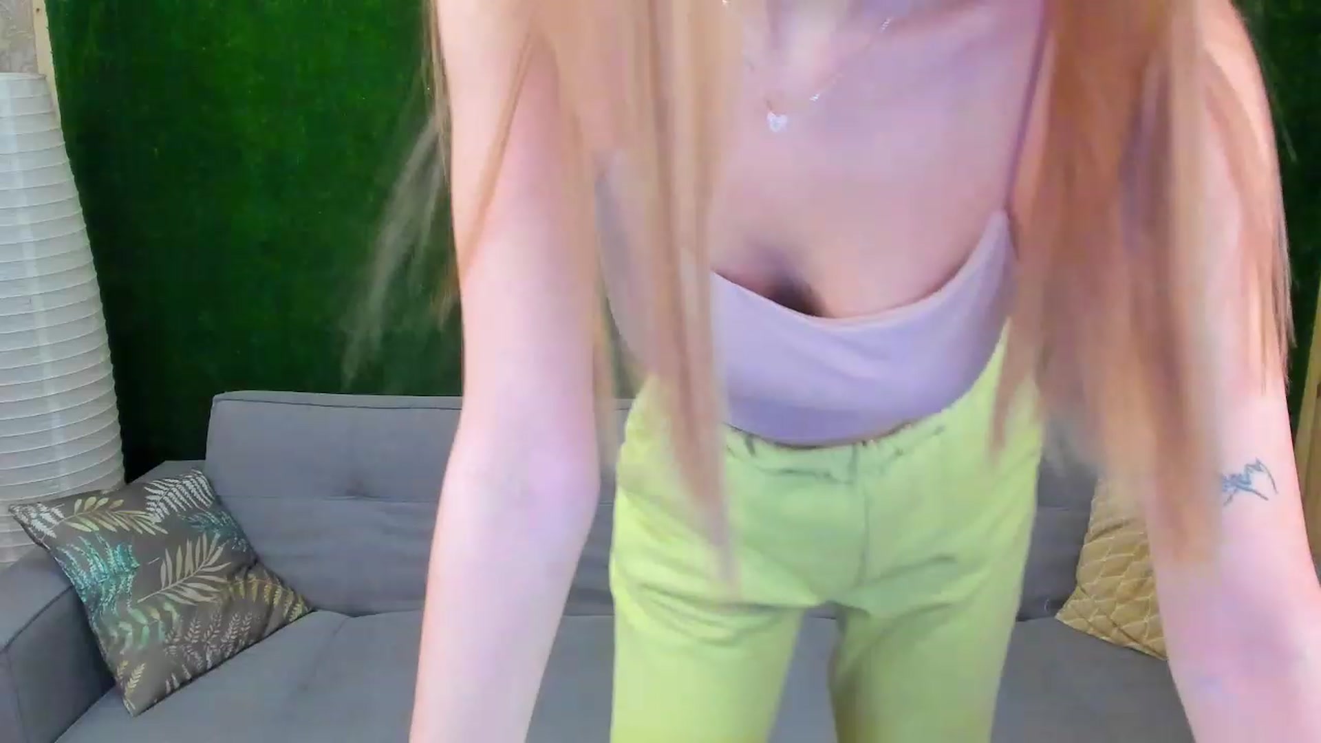 Gallery image thumbnail from Crafty_Love's myfreecams stream on, 11/17/2022, 12:46 image 13 of 20
