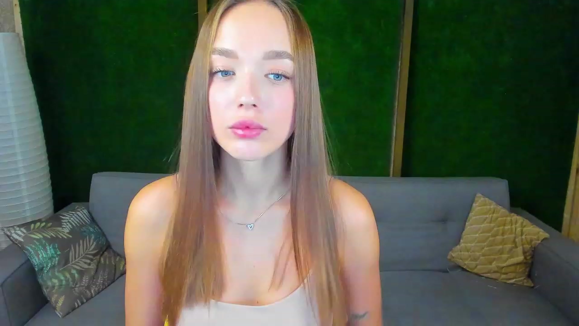 Gallery image thumbnail from Crafty_Love's myfreecams stream on, 11/18/2022, 12:48 image 1 of 20
