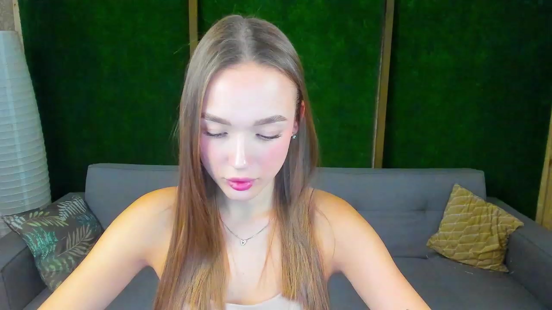 Gallery image thumbnail from Crafty_Love's myfreecams stream on, 11/18/2022, 12:48 image 9 of 20