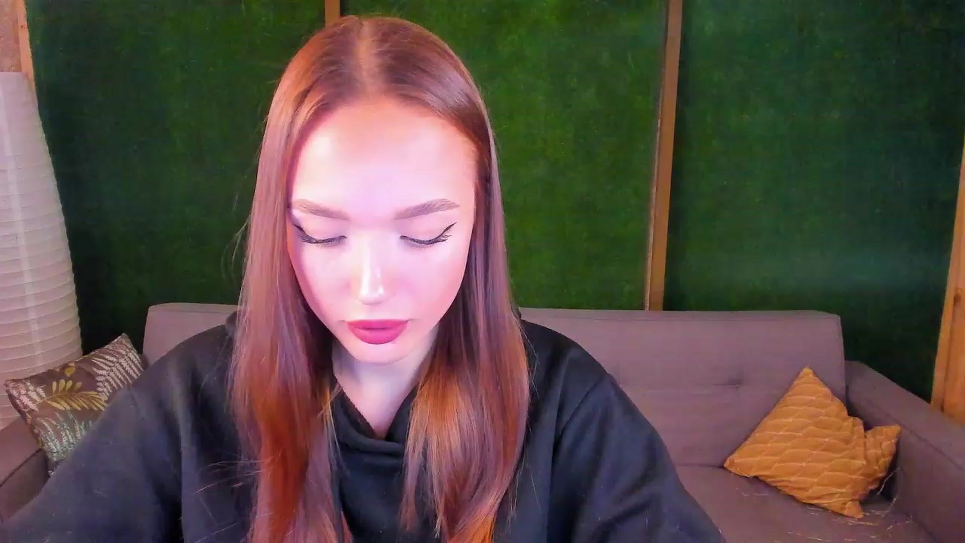 Gallery image thumbnail from Crafty_Love's myfreecams stream on, 11/22/2022, 12:47 image 6 of 20