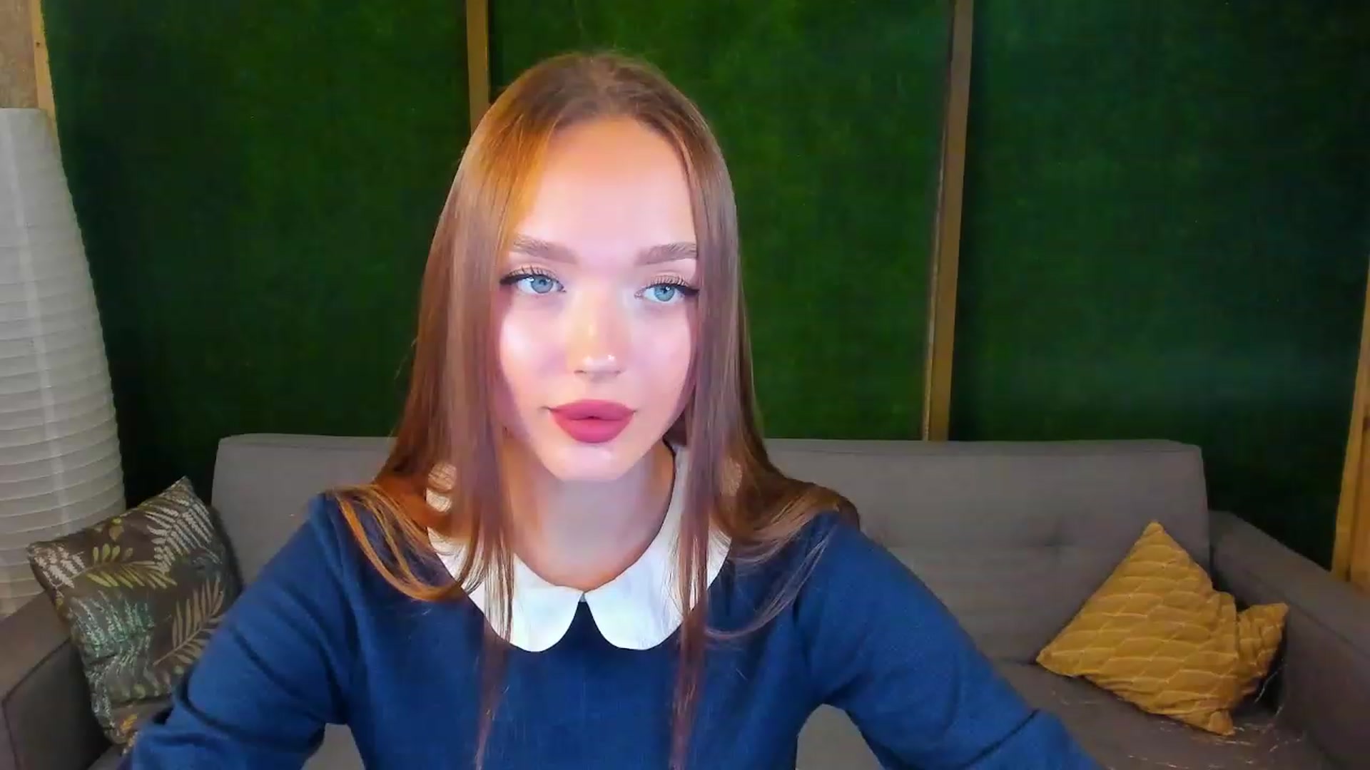 Gallery image thumbnail from Crafty_Love's myfreecams stream on, 11/22/2022, 14:19 image 10 of 20