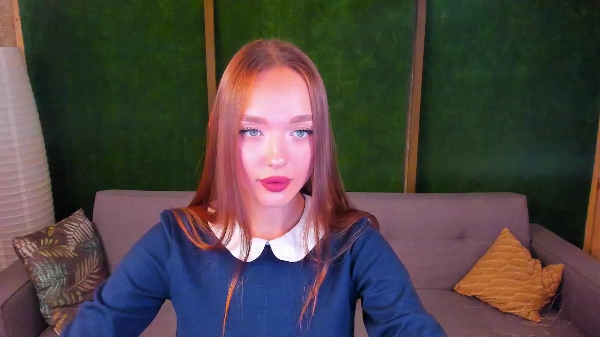 Gallery image thumbnail from Crafty_Love's myfreecams stream on, 11/22/2022, 14:19 image 6 of 20