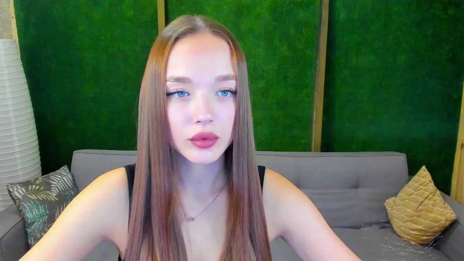 Gallery image thumbnail from Crafty_Love's myfreecams stream on, 11/23/2022, 12:04 image 7 of 20