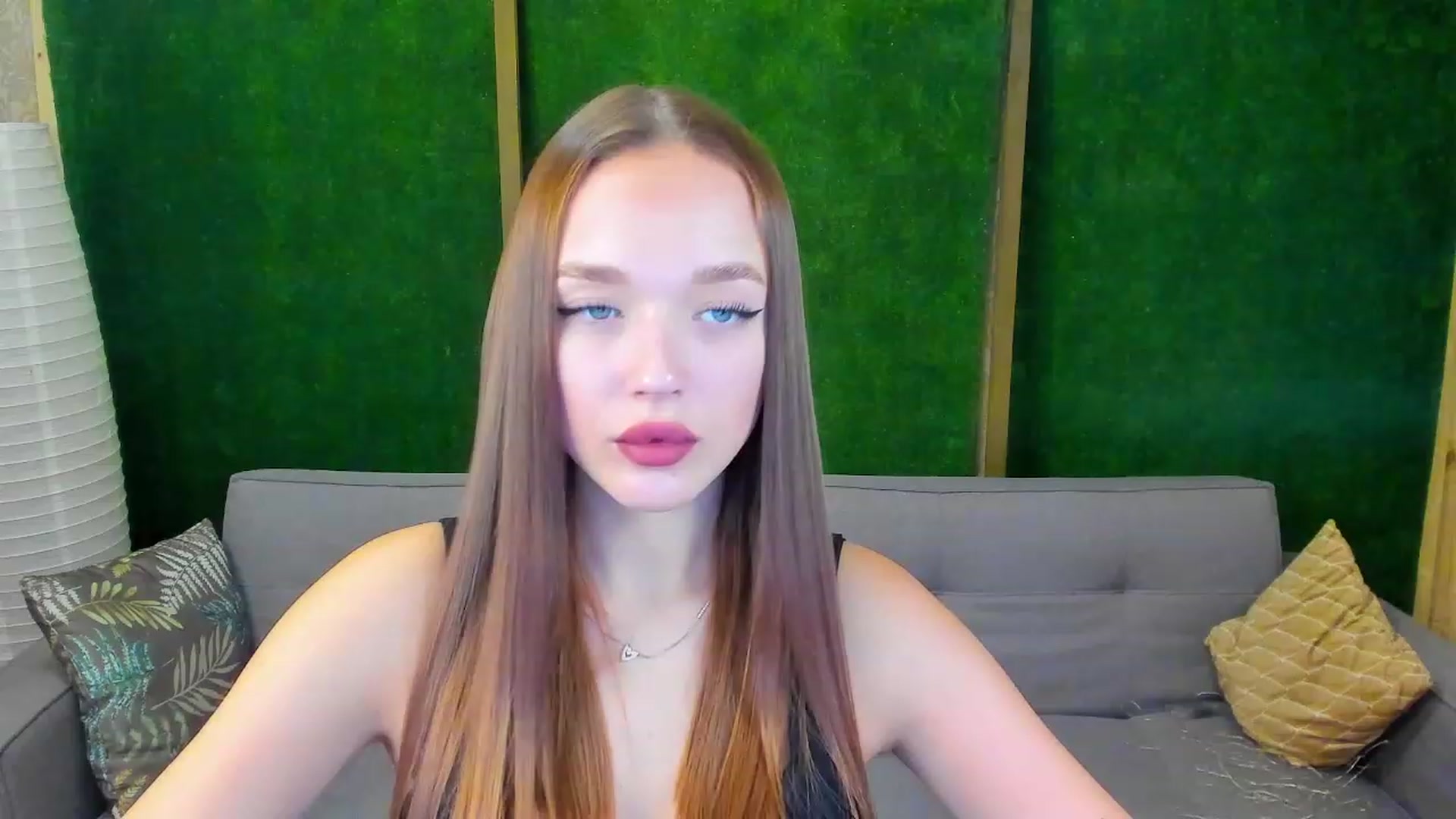 Gallery image thumbnail from Crafty_Love's myfreecams stream on, 11/23/2022, 12:04 image 13 of 20