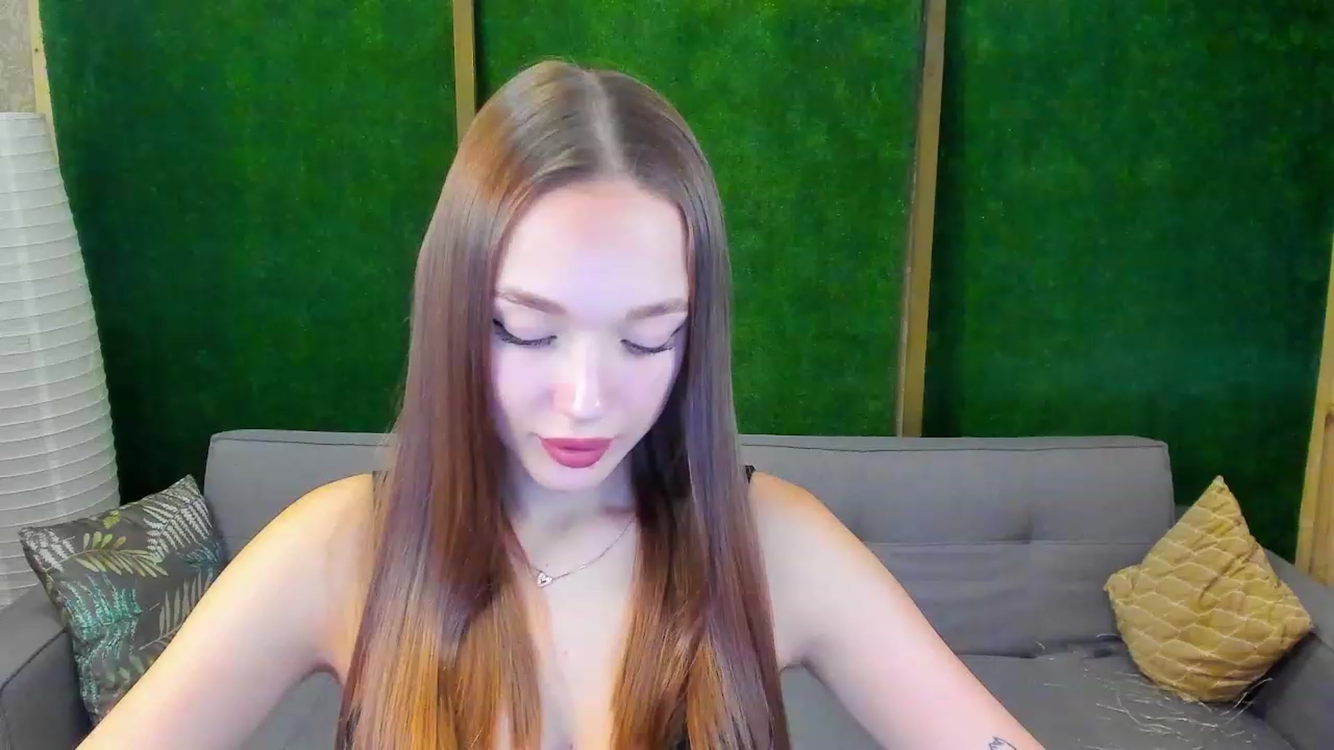 Gallery image thumbnail from Crafty_Love's myfreecams stream on, 11/23/2022, 12:04 image 16 of 20