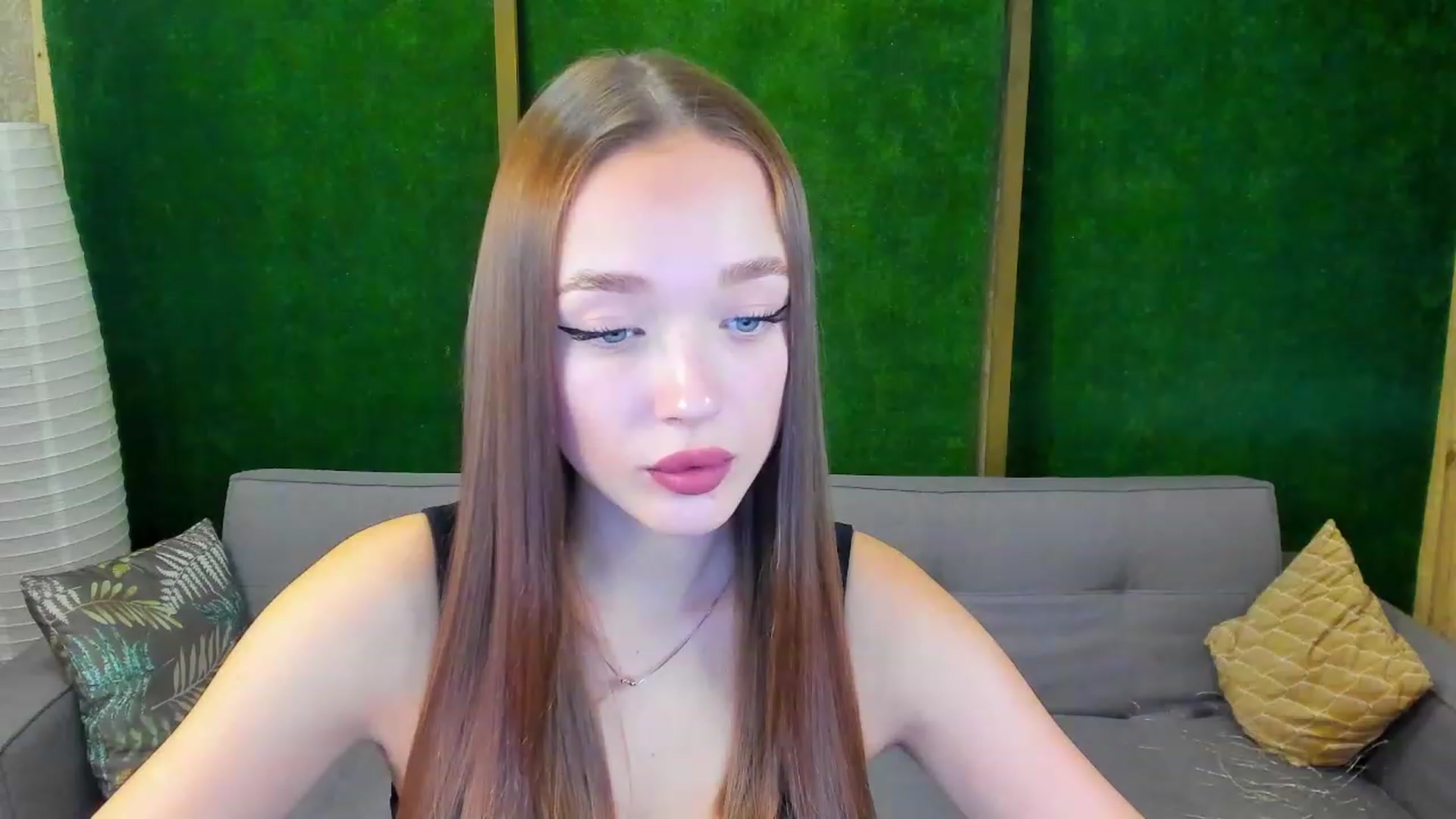 Gallery image thumbnail from Crafty_Love's myfreecams stream on, 11/23/2022, 12:04 image 10 of 20