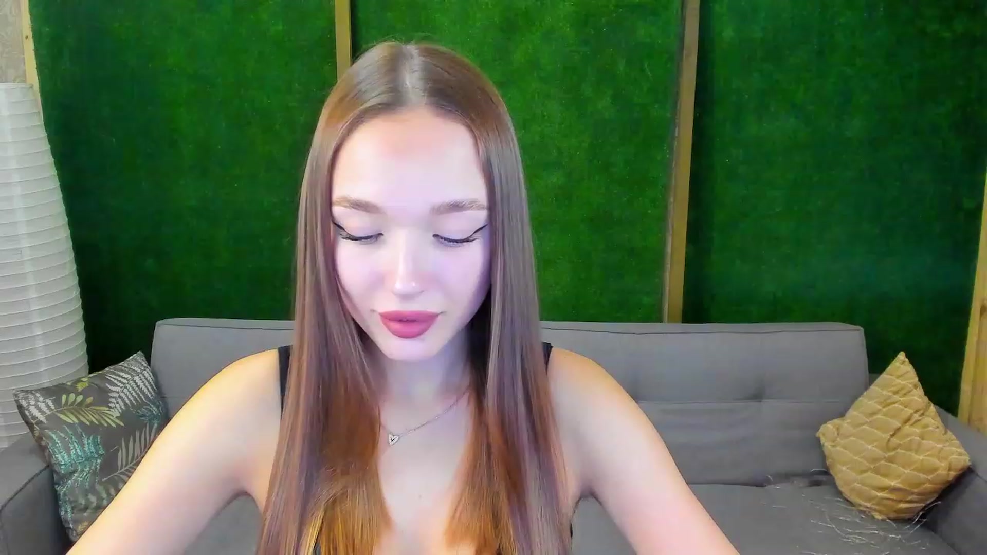 Gallery image thumbnail from Crafty_Love's myfreecams stream on, 11/23/2022, 12:22 image 11 of 20