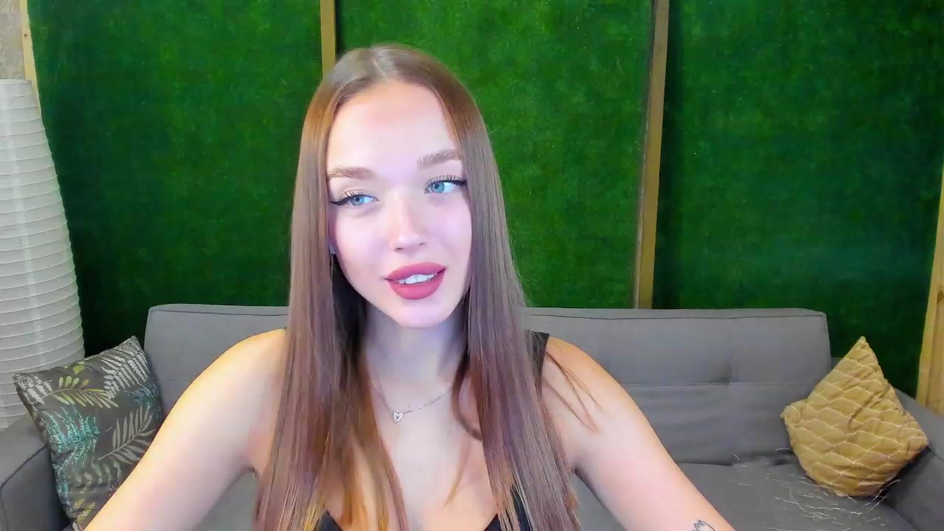 Gallery image thumbnail from Crafty_Love's myfreecams stream on, 11/23/2022, 12:22 image 2 of 20