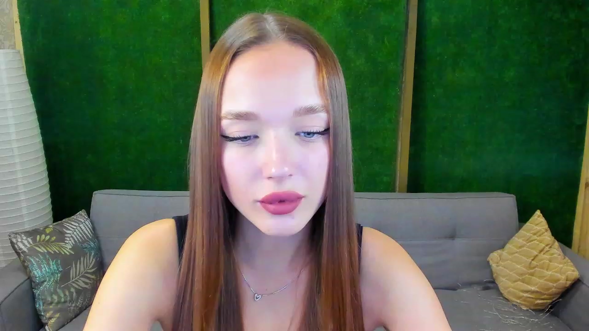 Gallery image thumbnail from Crafty_Love's myfreecams stream on, 11/23/2022, 12:22 image 7 of 20