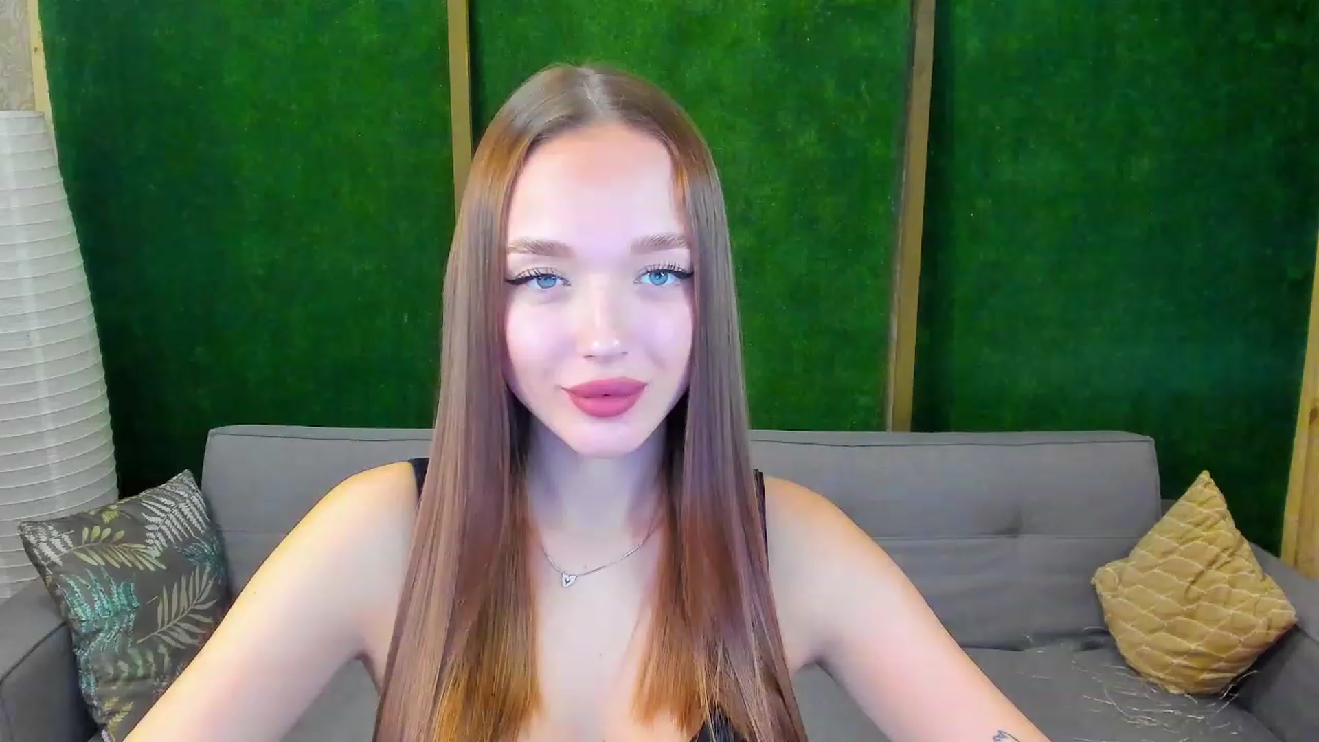 Gallery image thumbnail from Crafty_Love's myfreecams stream on, 11/23/2022, 12:22 image 5 of 20