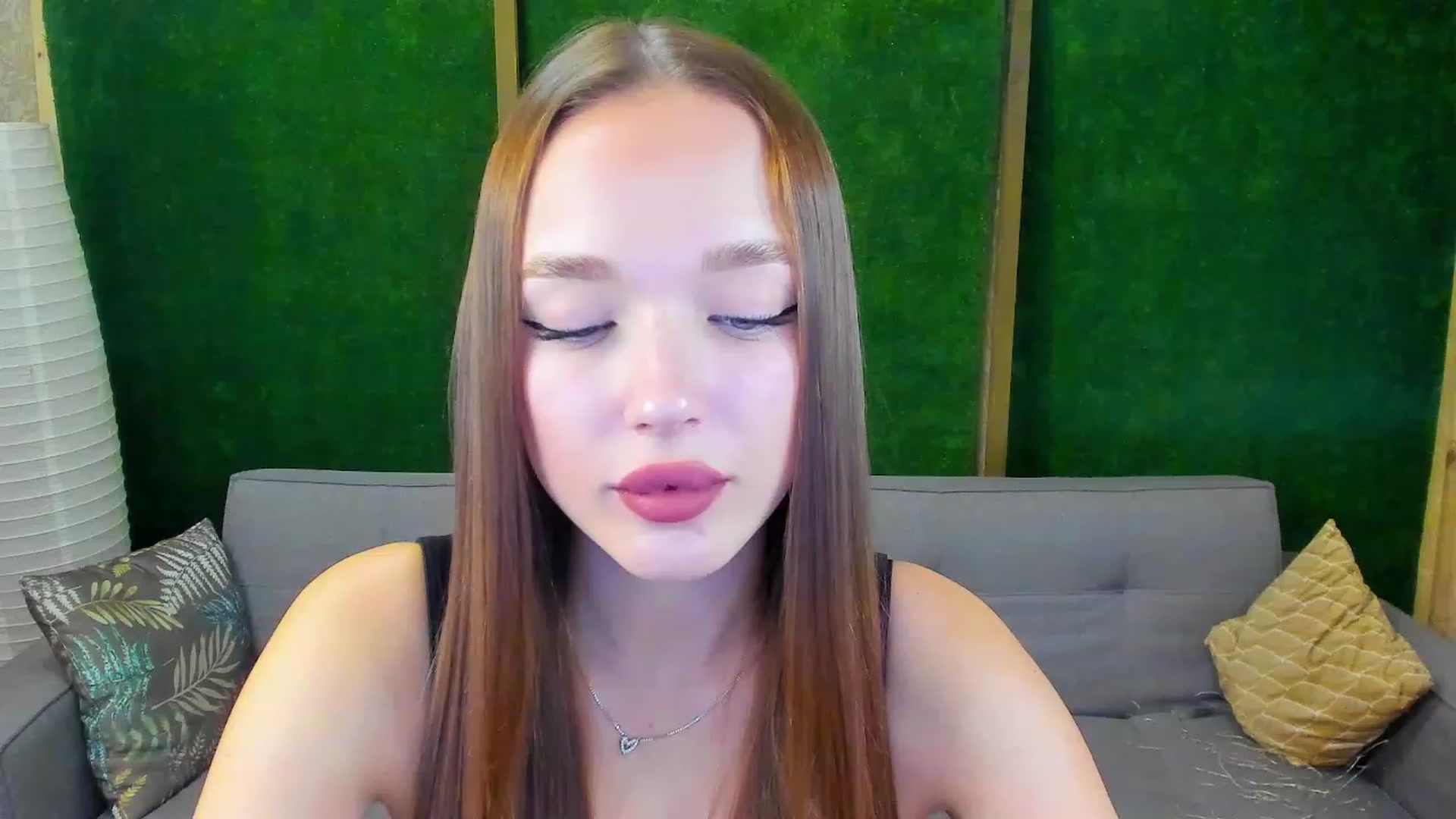 Gallery image thumbnail from Crafty_Love's myfreecams stream on, 11/23/2022, 12:22 image 6 of 20