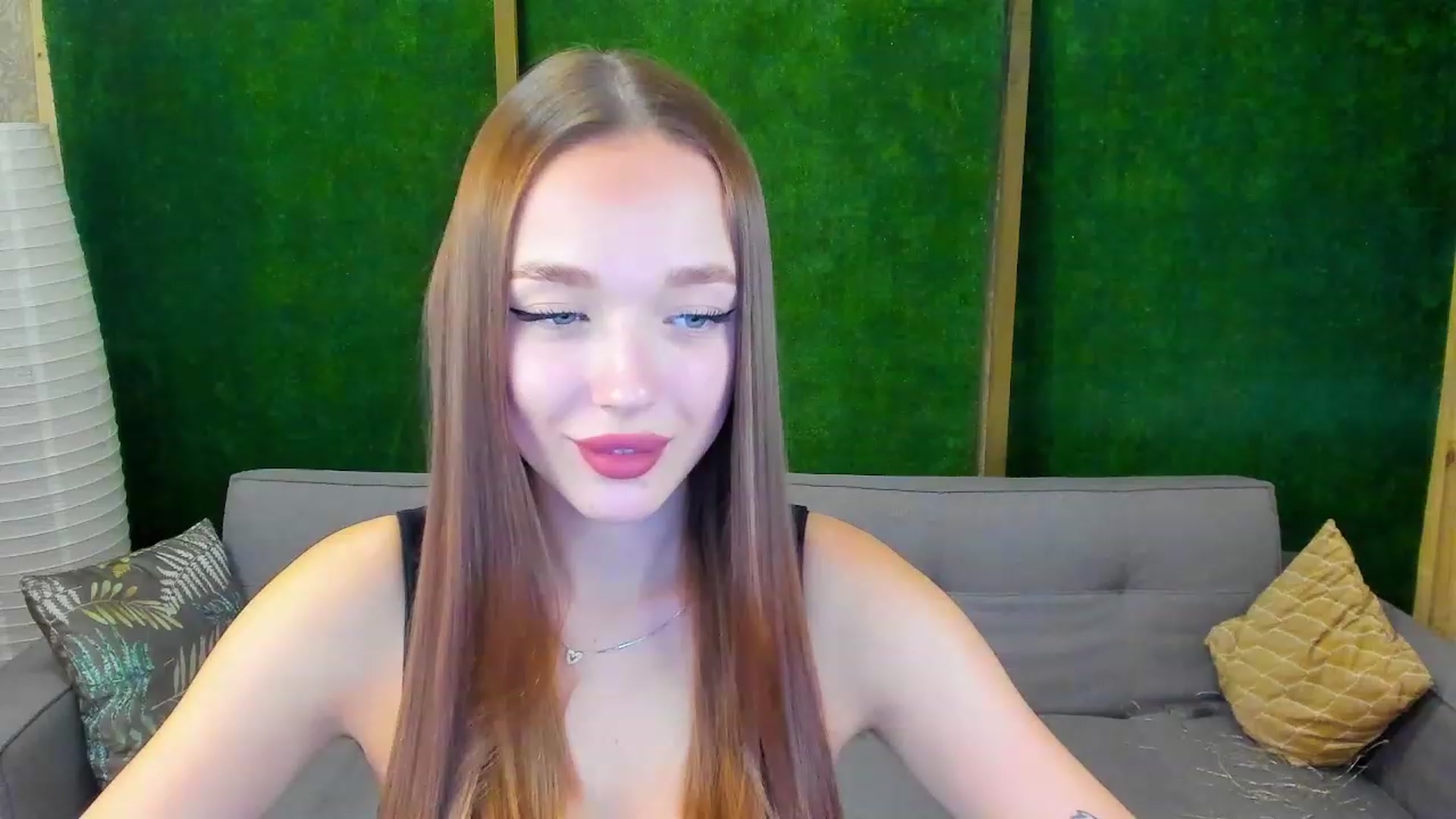 Gallery image thumbnail from Crafty_Love's myfreecams stream on, 11/23/2022, 12:22 image 15 of 20