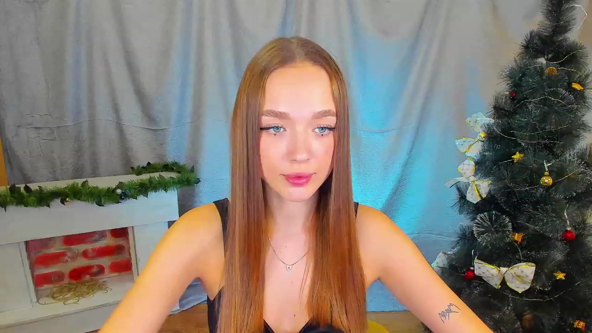 Gallery image thumbnail from Crafty_Love's myfreecams stream on, 12/26/2022, 12:46 image 2 of 20