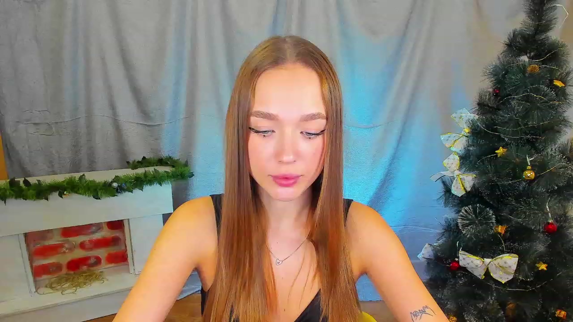 Gallery image thumbnail from Crafty_Love's myfreecams stream on, 12/26/2022, 12:46 image 13 of 20