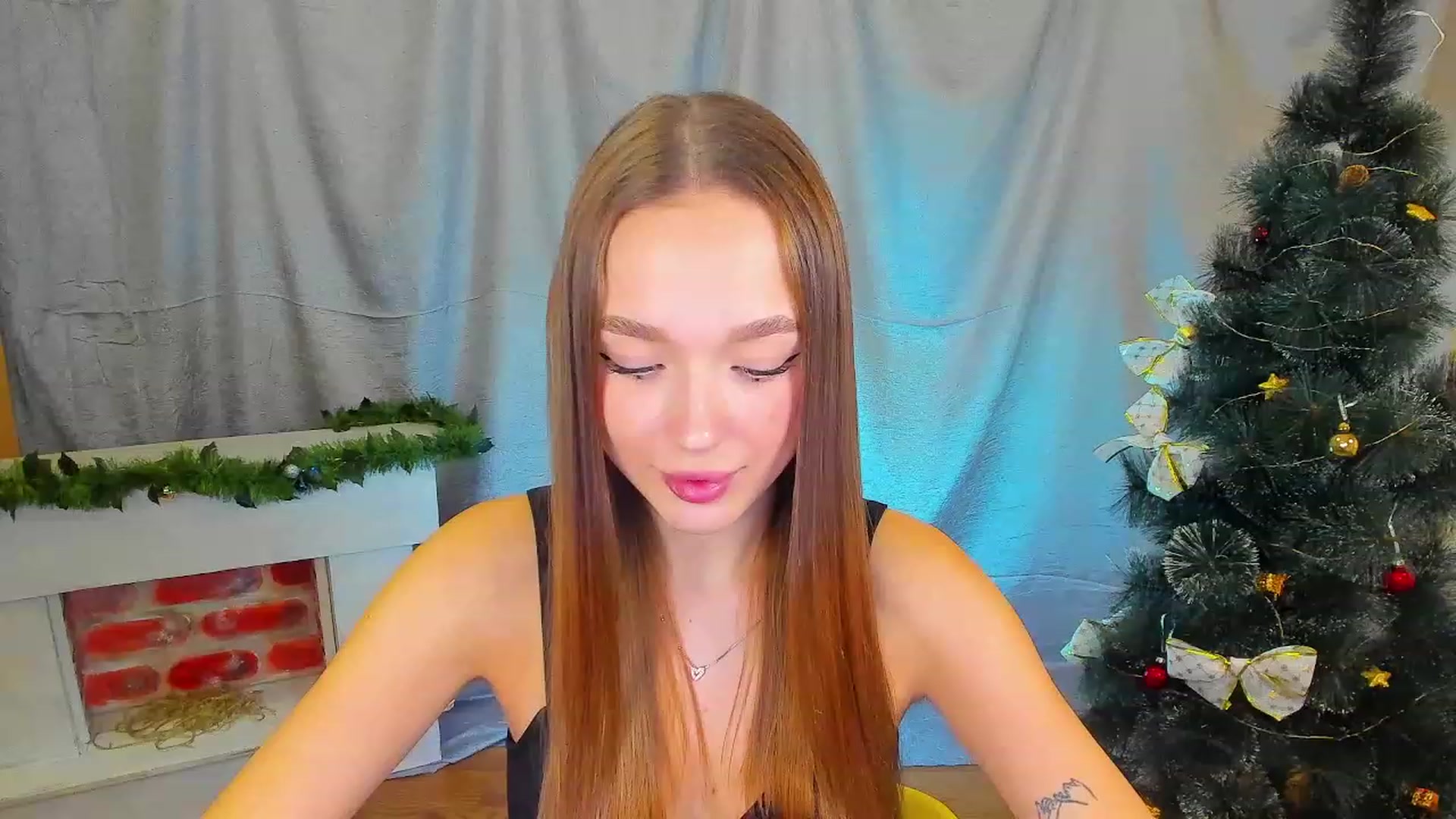 Gallery image thumbnail from Crafty_Love's myfreecams stream on, 12/26/2022, 12:46 image 4 of 20