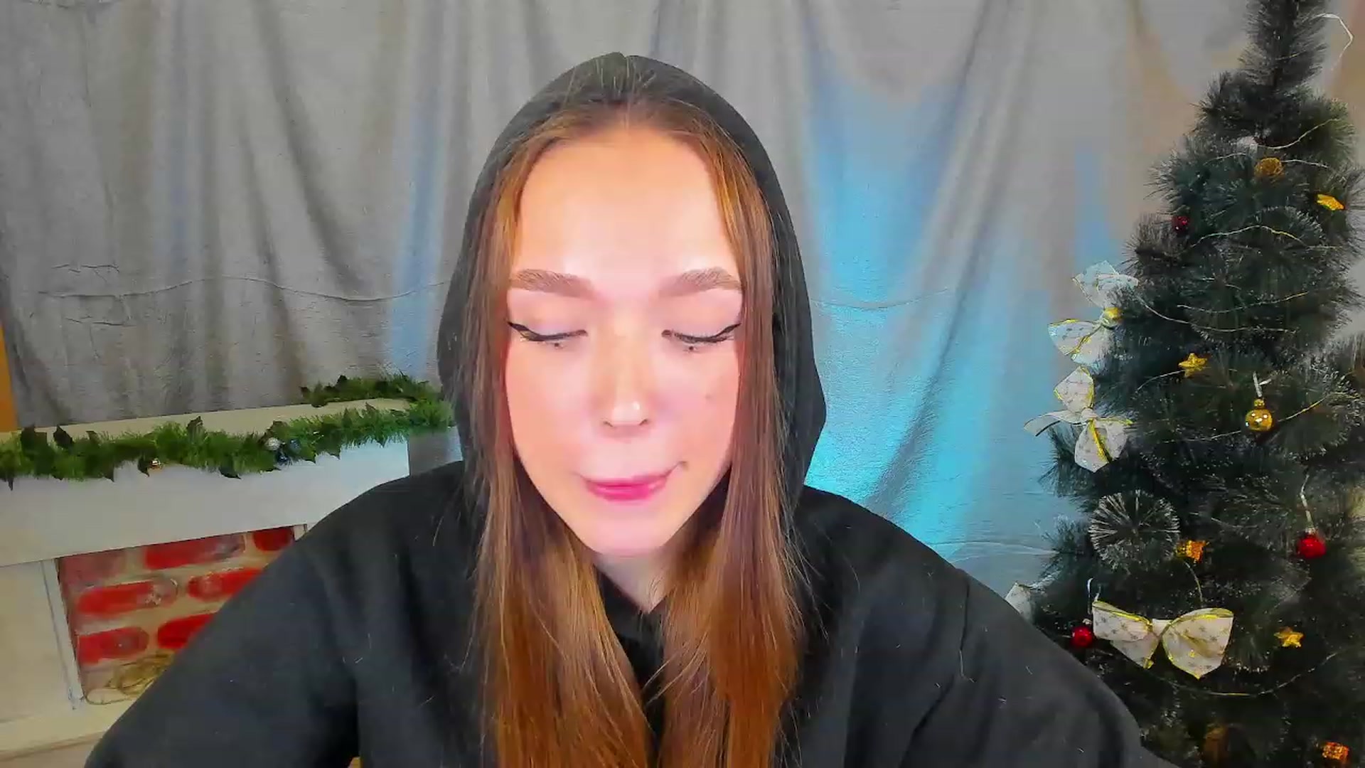 Gallery image thumbnail from Crafty_Love's myfreecams stream on, 12/26/2022, 16:01 image 15 of 20