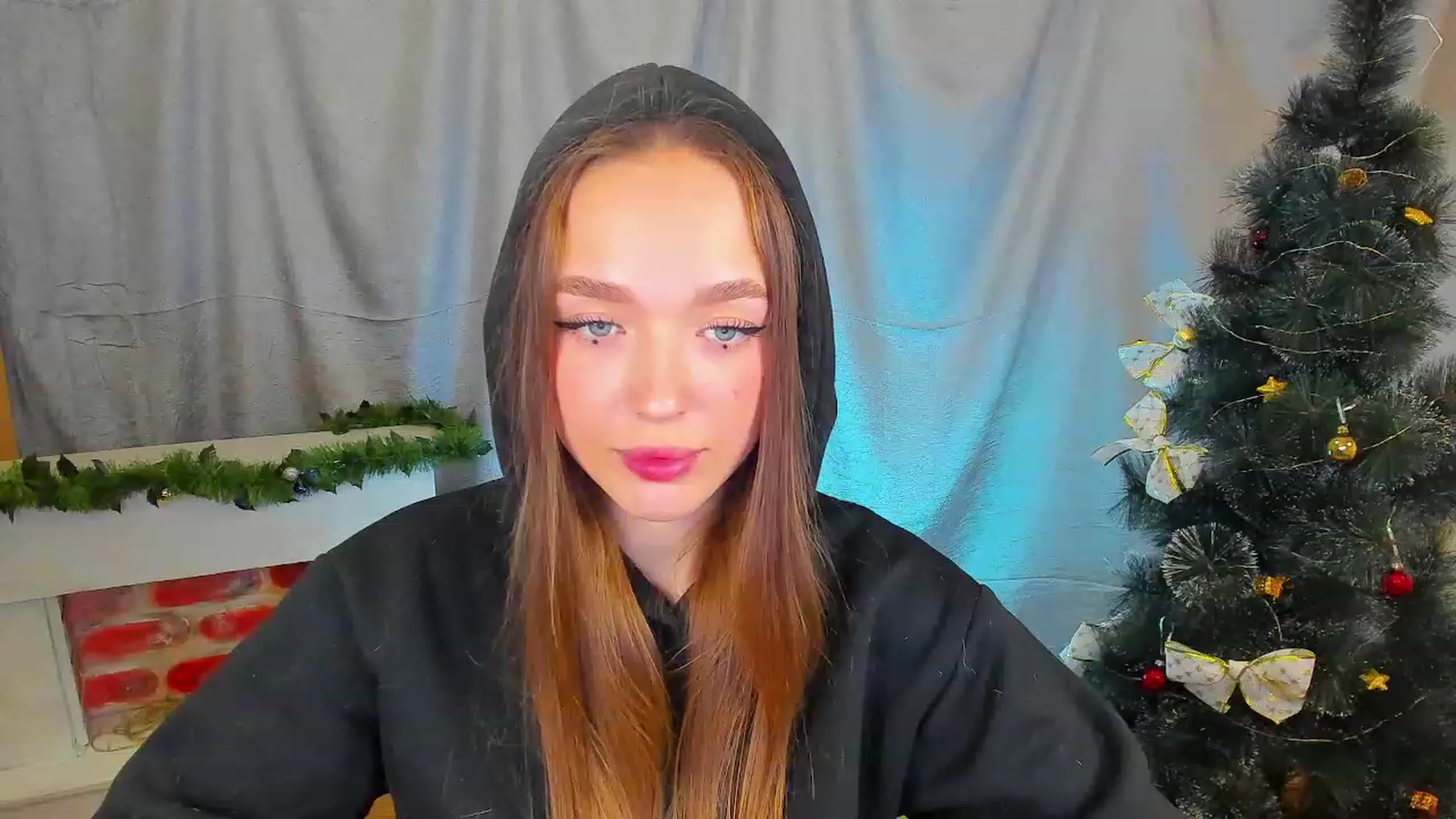 Gallery image thumbnail from Crafty_Love's myfreecams stream on, 12/26/2022, 16:01 image 18 of 20