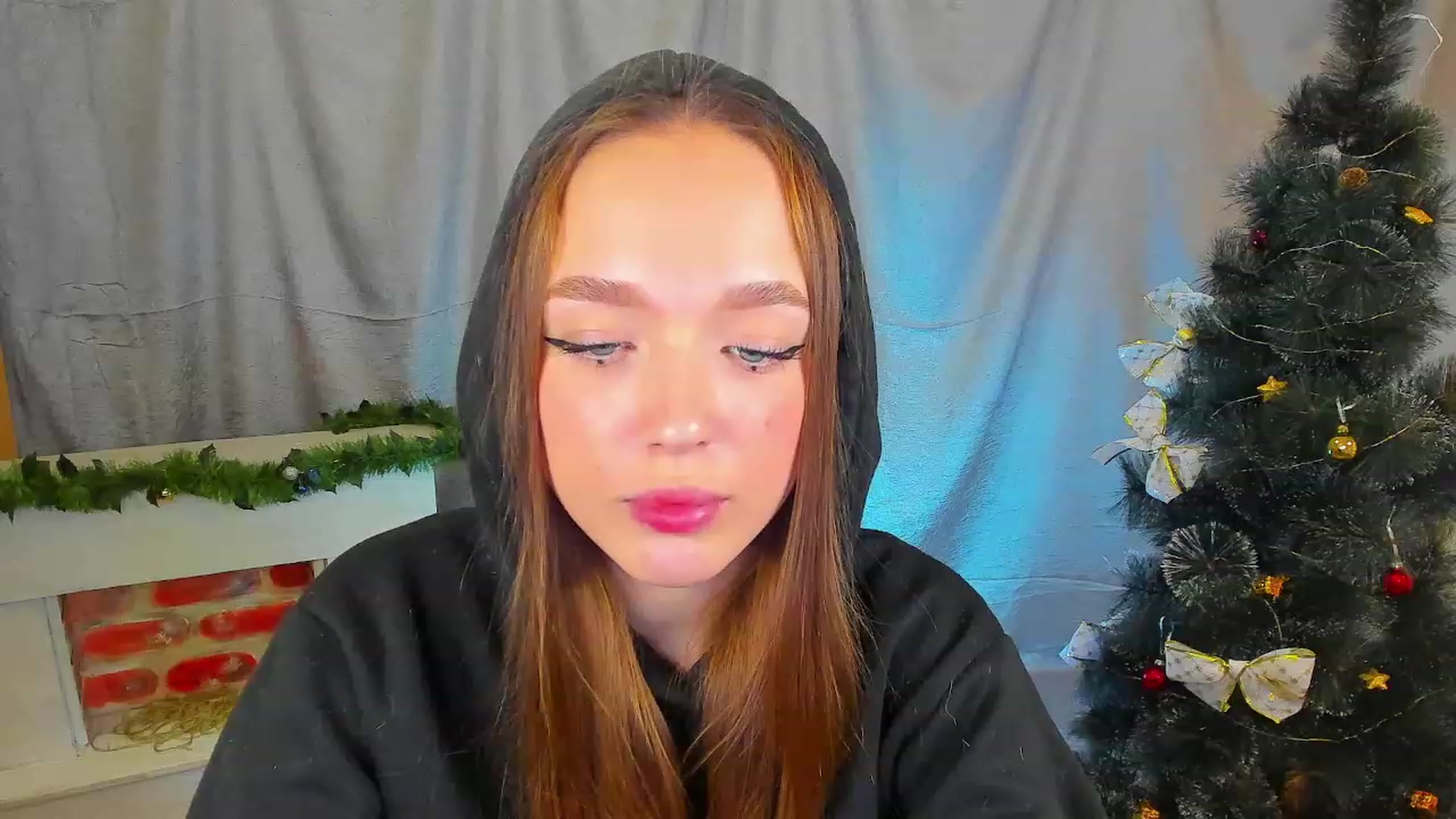Gallery image thumbnail from Crafty_Love's myfreecams stream on, 12/26/2022, 16:01 image 14 of 20
