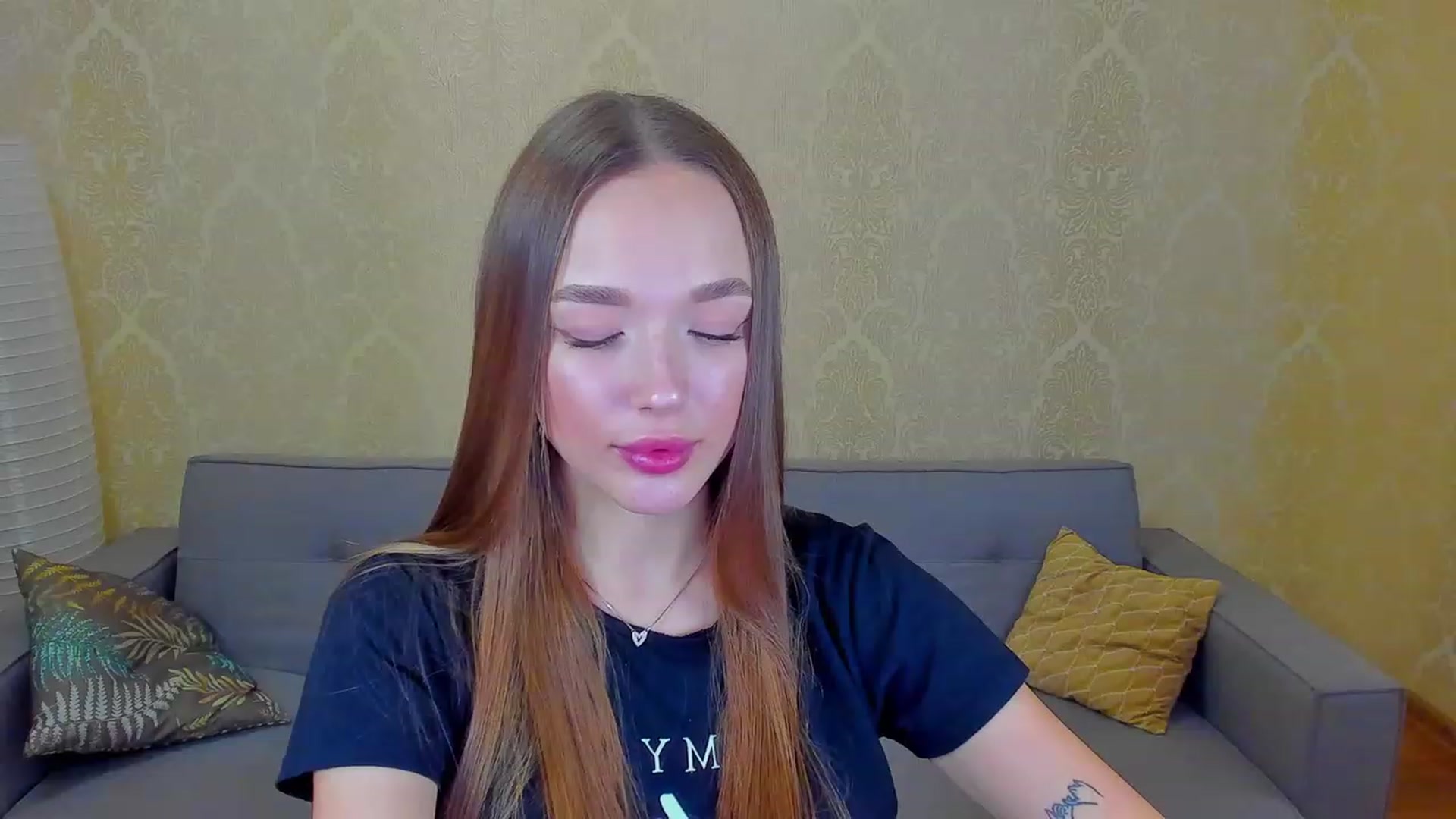 Gallery image thumbnail from Crafty_Love's myfreecams stream on, 01/23/2023, 12:48 image 17 of 20