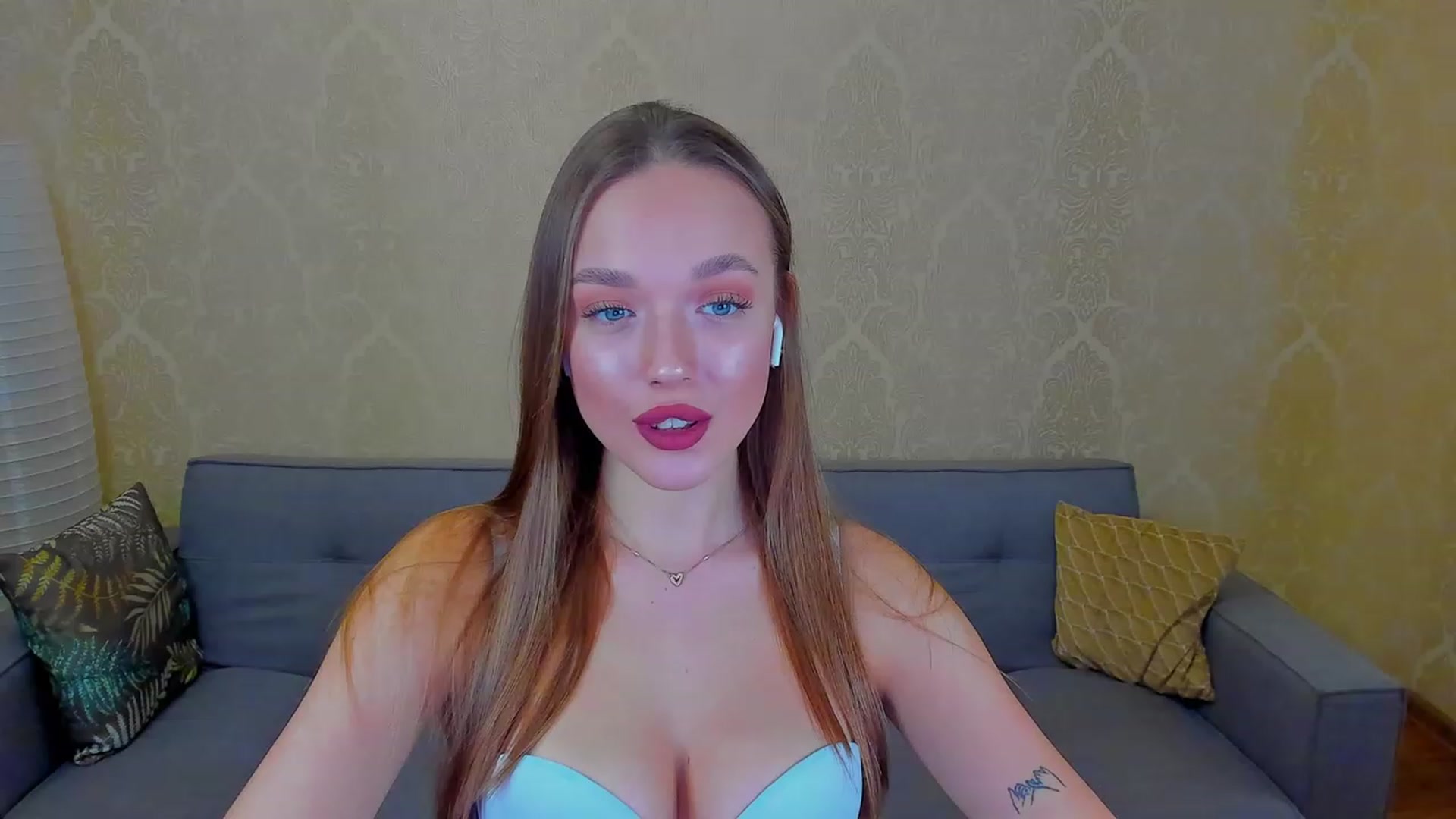 Gallery image thumbnail from Crafty_Love's myfreecams stream on, 01/25/2023, 10:47 image 5 of 20
