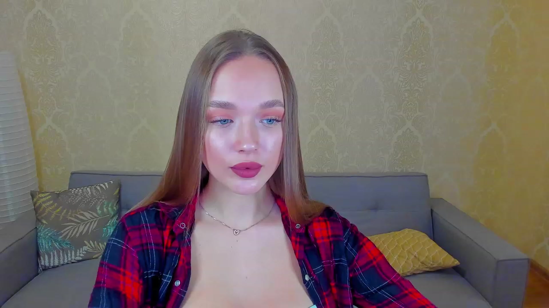 Gallery image thumbnail from Crafty_Love's myfreecams stream on, 01/25/2023, 12:48 image 11 of 20