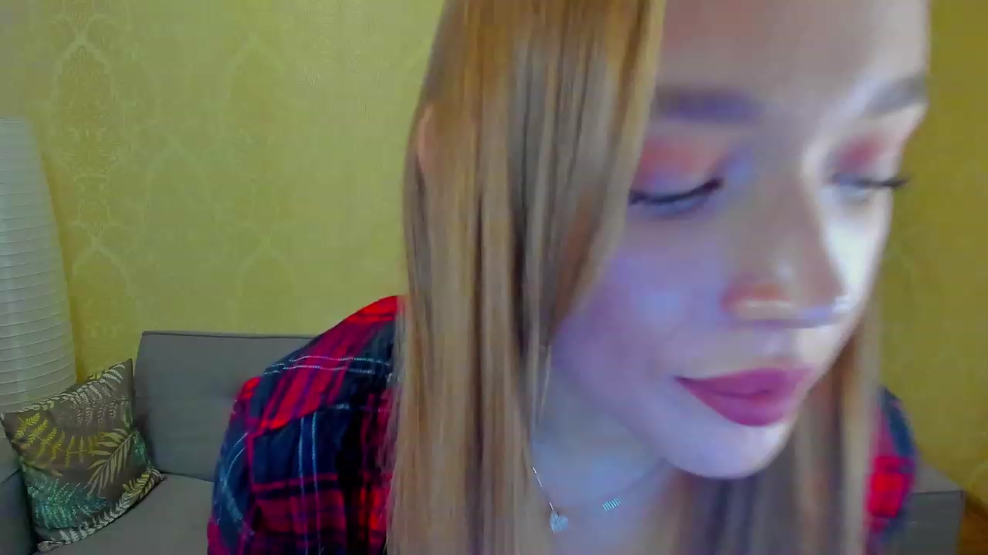 Gallery image thumbnail from Crafty_Love's myfreecams stream on, 01/25/2023, 14:46 image 2 of 20