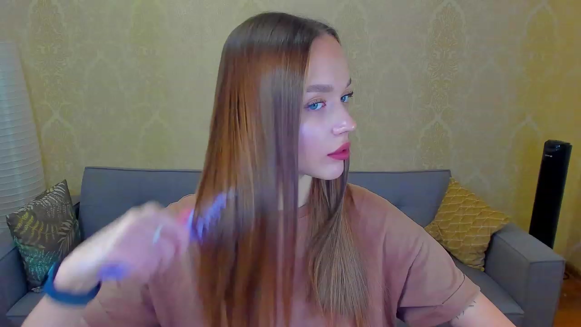Gallery image thumbnail from Crafty_Love's myfreecams stream on, 01/26/2023, 12:53 image 7 of 20