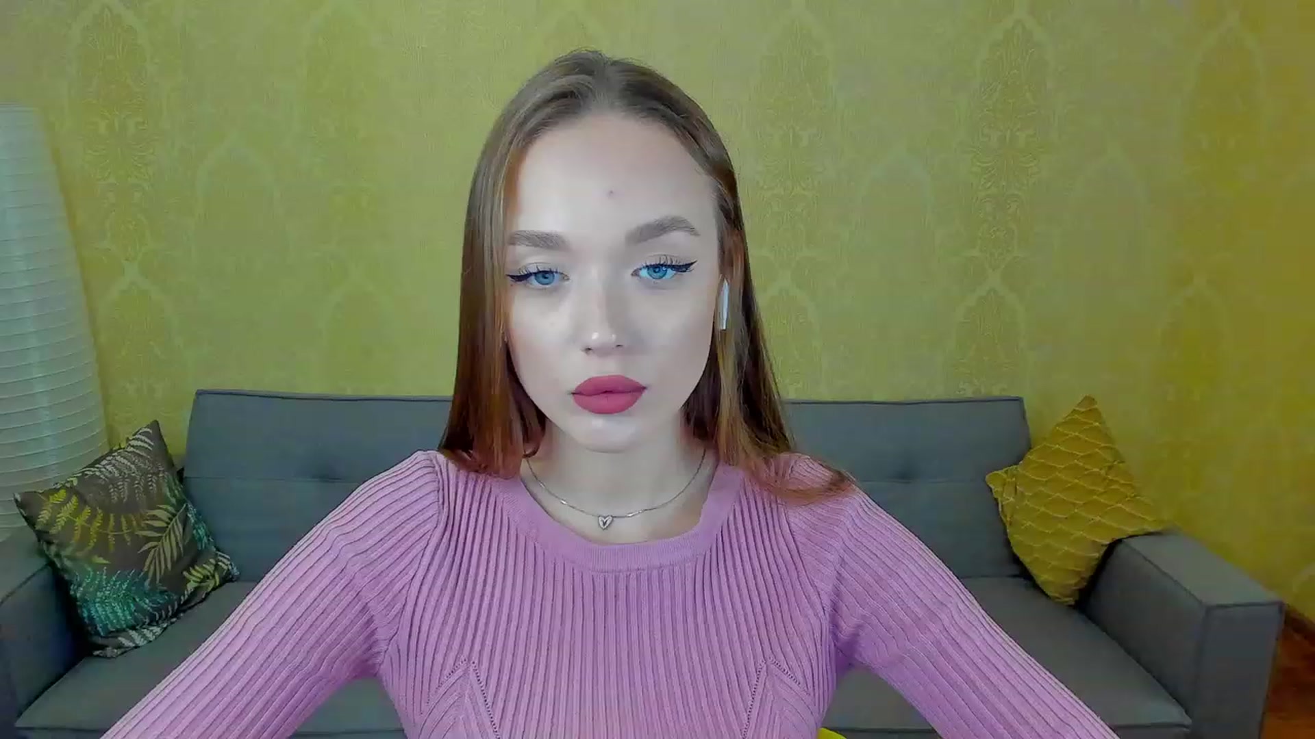 Gallery image thumbnail from Crafty_Love's myfreecams stream on, 01/29/2023, 10:40 image 8 of 20