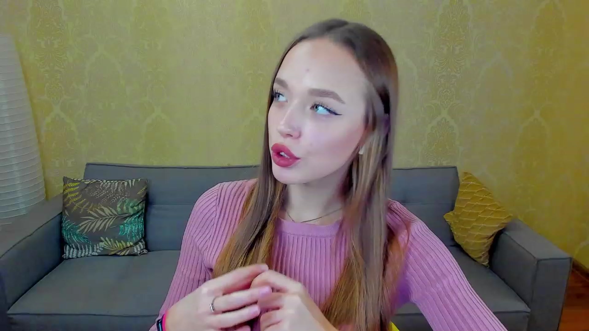 Gallery image thumbnail from Crafty_Love's myfreecams stream on, 01/29/2023, 14:55 image 15 of 20