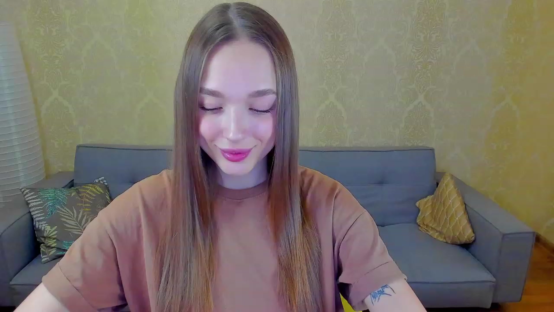 Gallery image thumbnail from Crafty_Love's myfreecams stream on, 02/11/2023, 10:11 image 1 of 20