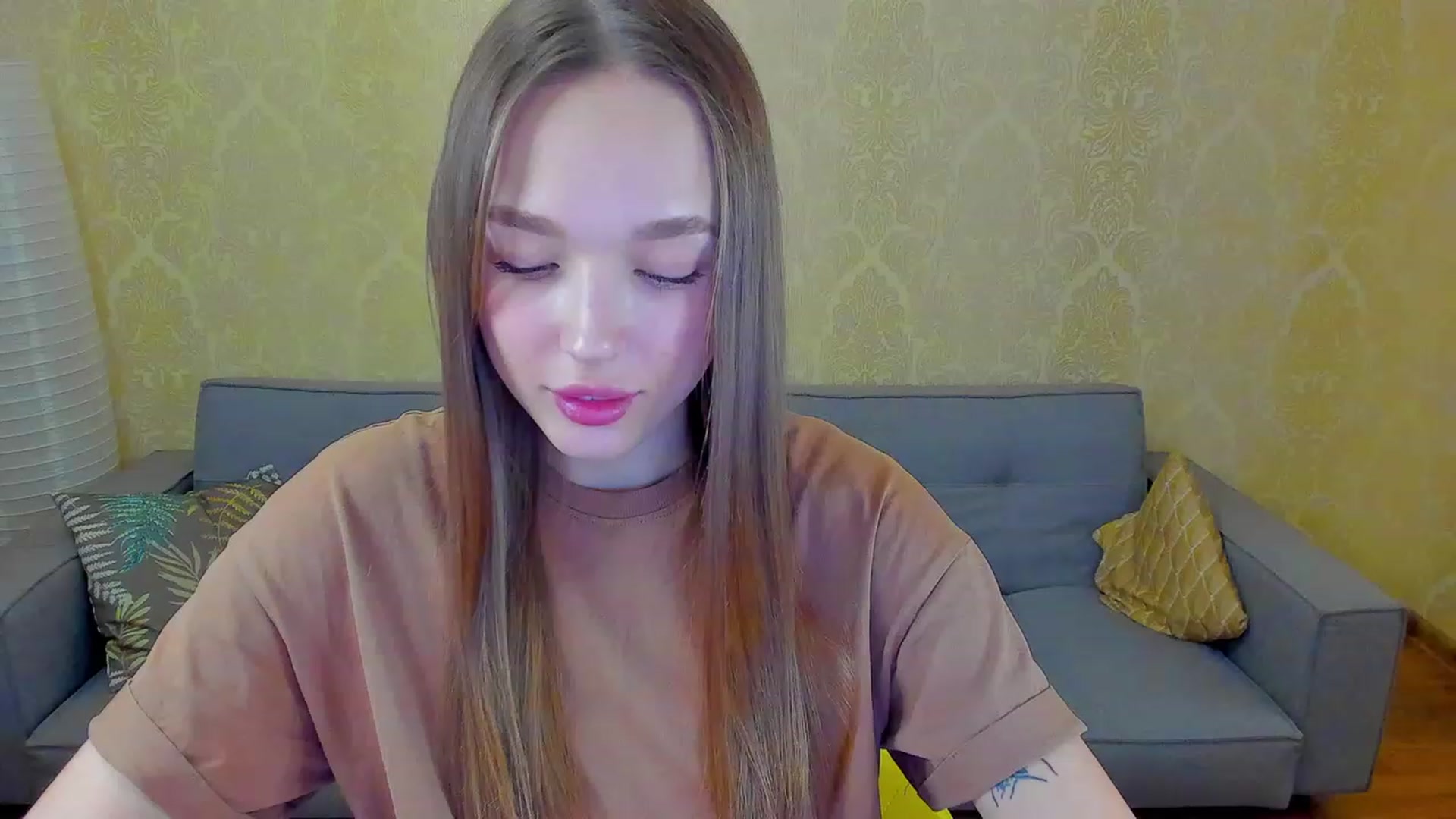 Gallery image thumbnail from Crafty_Love's myfreecams stream on, 02/11/2023, 10:11 image 18 of 20