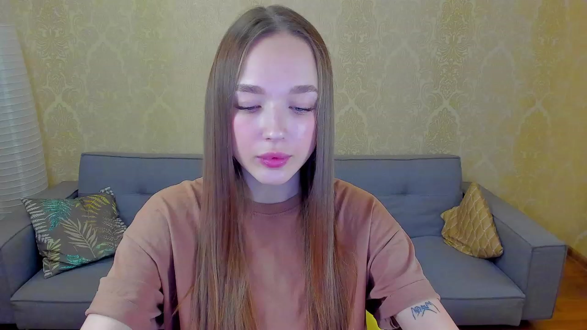Gallery image thumbnail from Crafty_Love's myfreecams stream on, 02/11/2023, 10:11 image 11 of 20