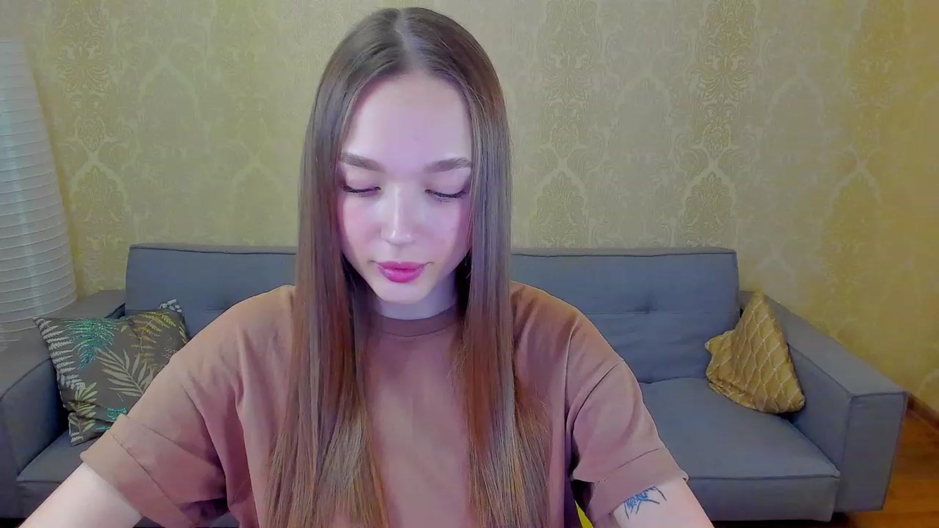 Gallery image thumbnail from Crafty_Love's myfreecams stream on, 02/11/2023, 10:11 image 9 of 20