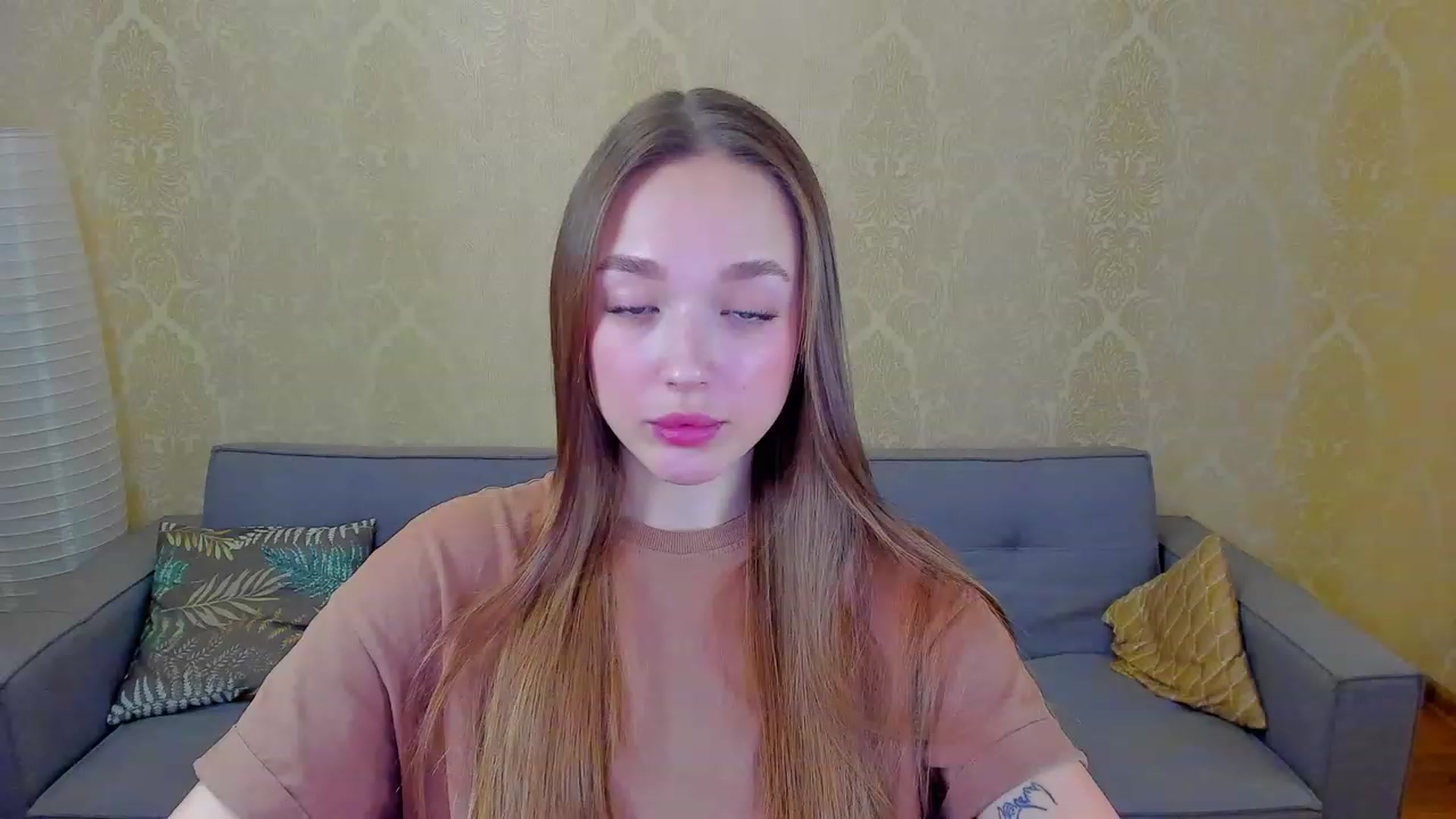Gallery image thumbnail from Crafty_Love's myfreecams stream on, 02/11/2023, 12:46 image 16 of 20