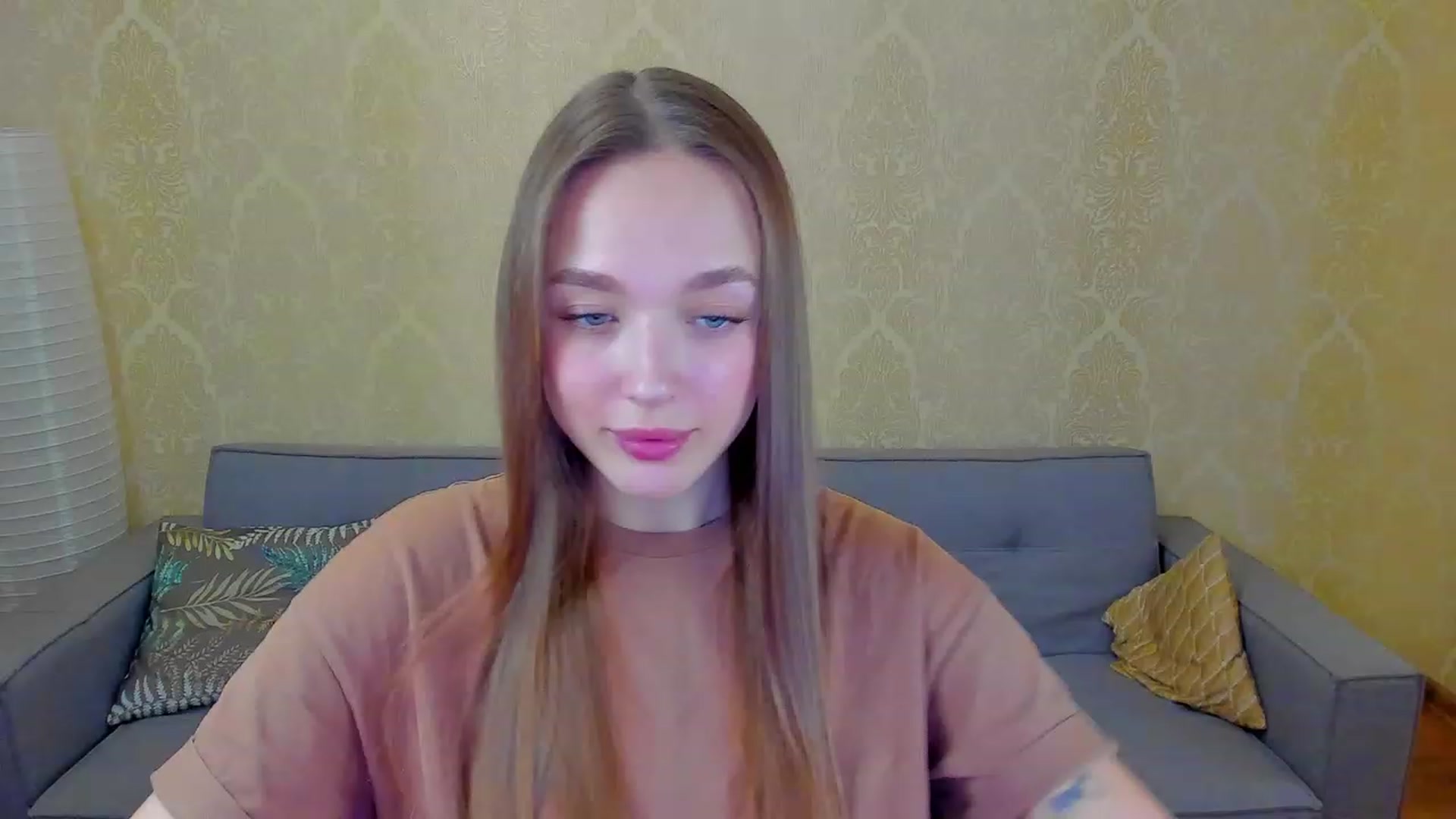 Gallery image thumbnail from Crafty_Love's myfreecams stream on, 02/11/2023, 12:46 image 3 of 20