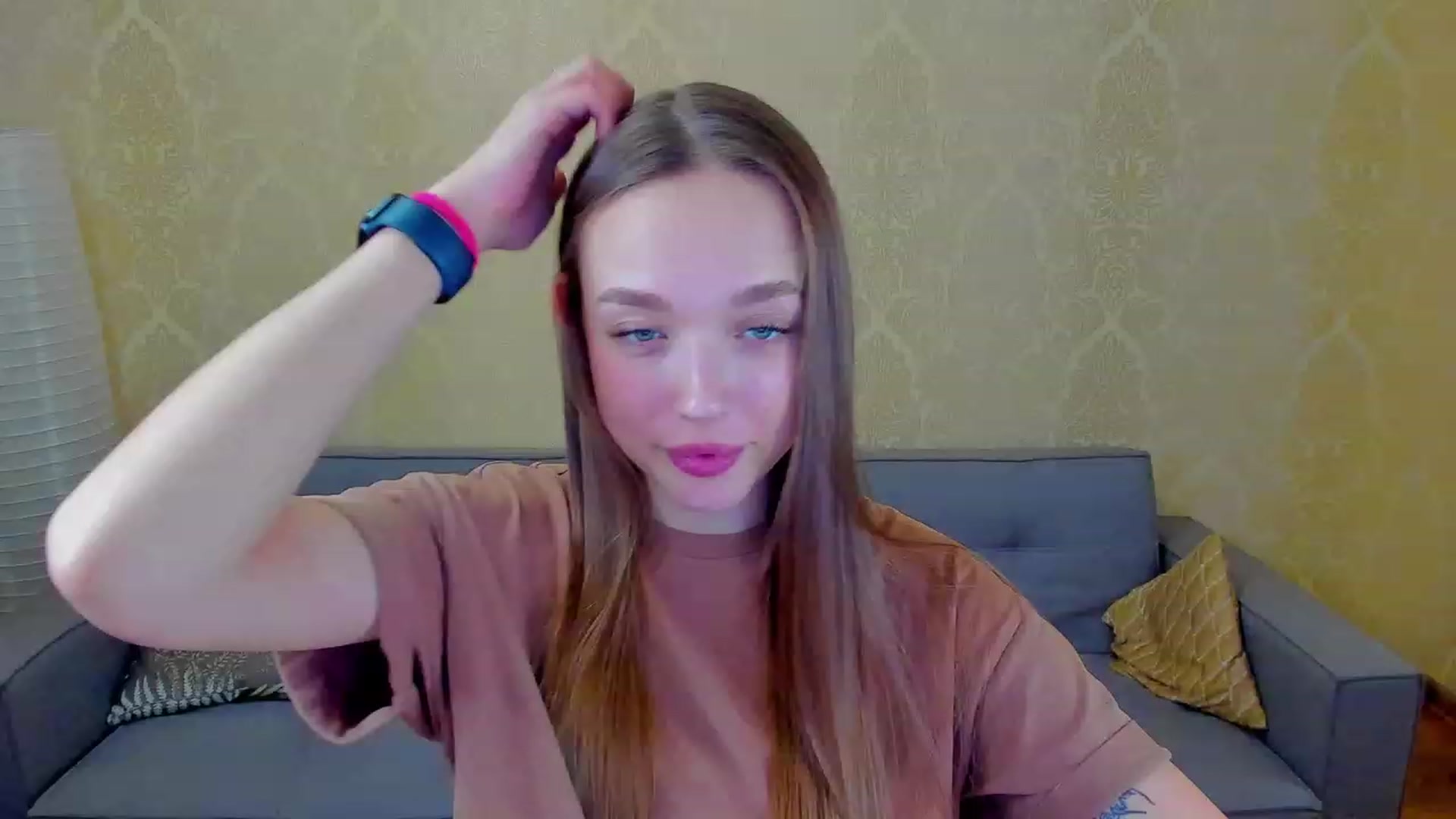 Gallery image thumbnail from Crafty_Love's myfreecams stream on, 02/11/2023, 12:46 image 19 of 20