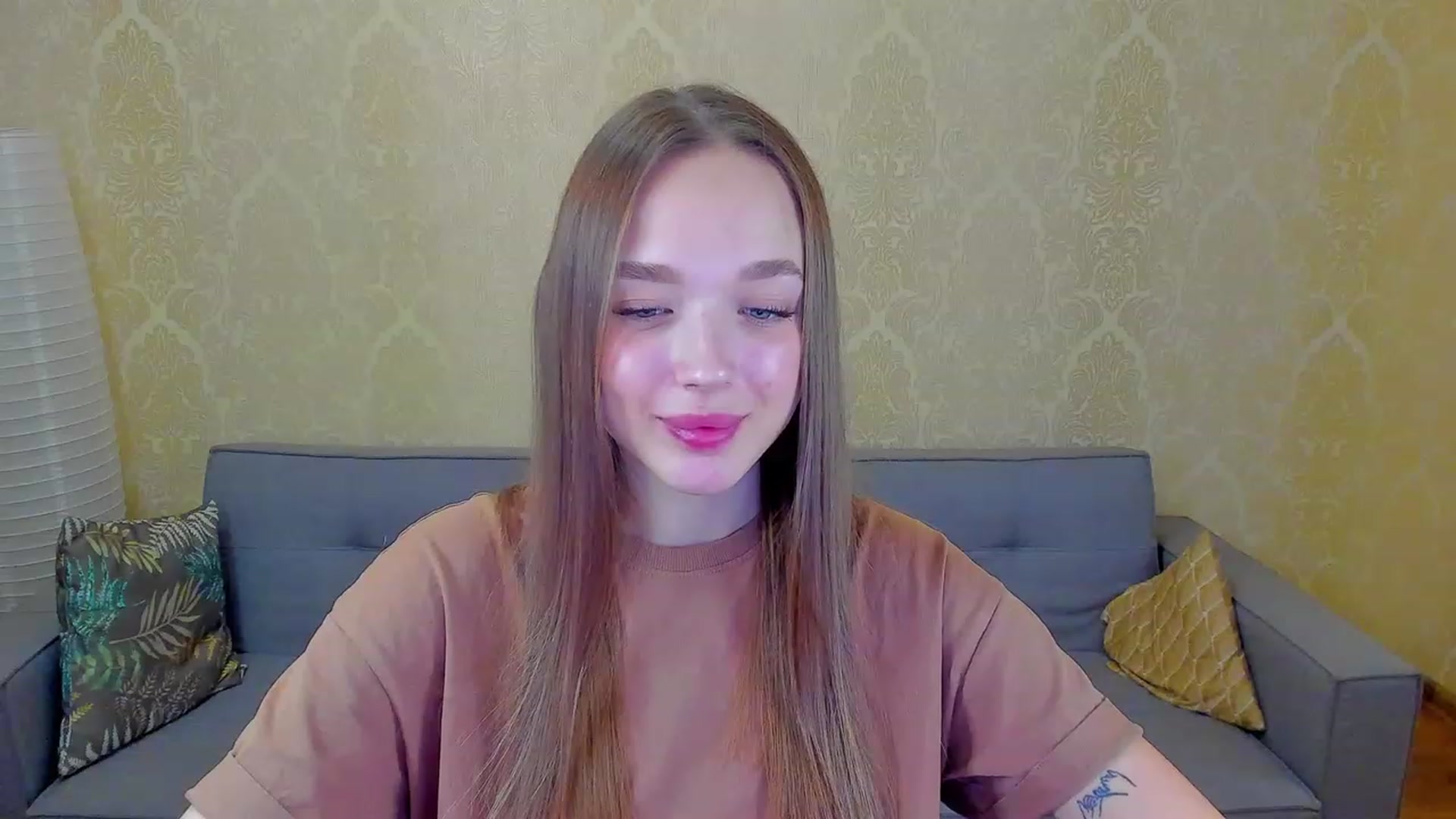 Gallery image thumbnail from Crafty_Love's myfreecams stream on, 02/11/2023, 14:01 image 18 of 20