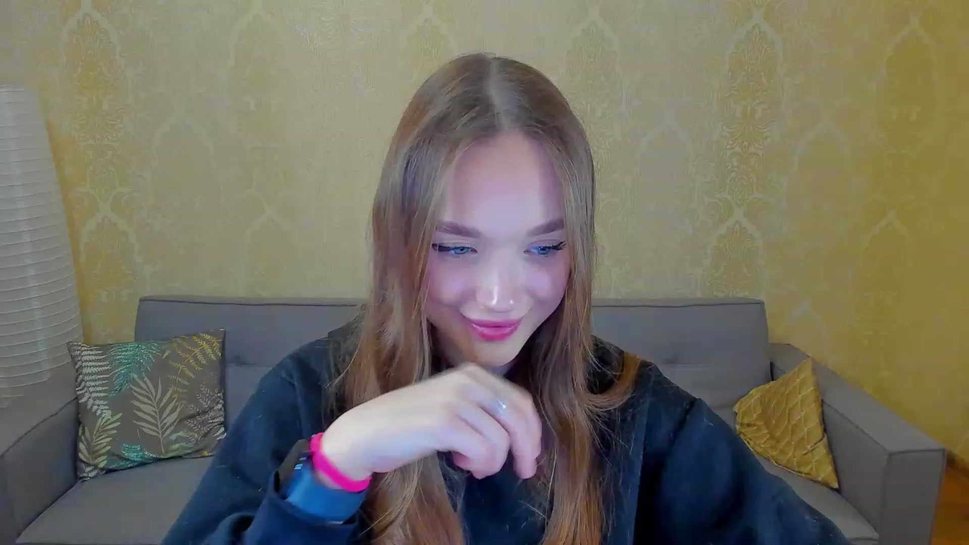 Gallery image thumbnail from Crafty_Love's myfreecams stream on, 02/13/2023, 08:47 image 1 of 20