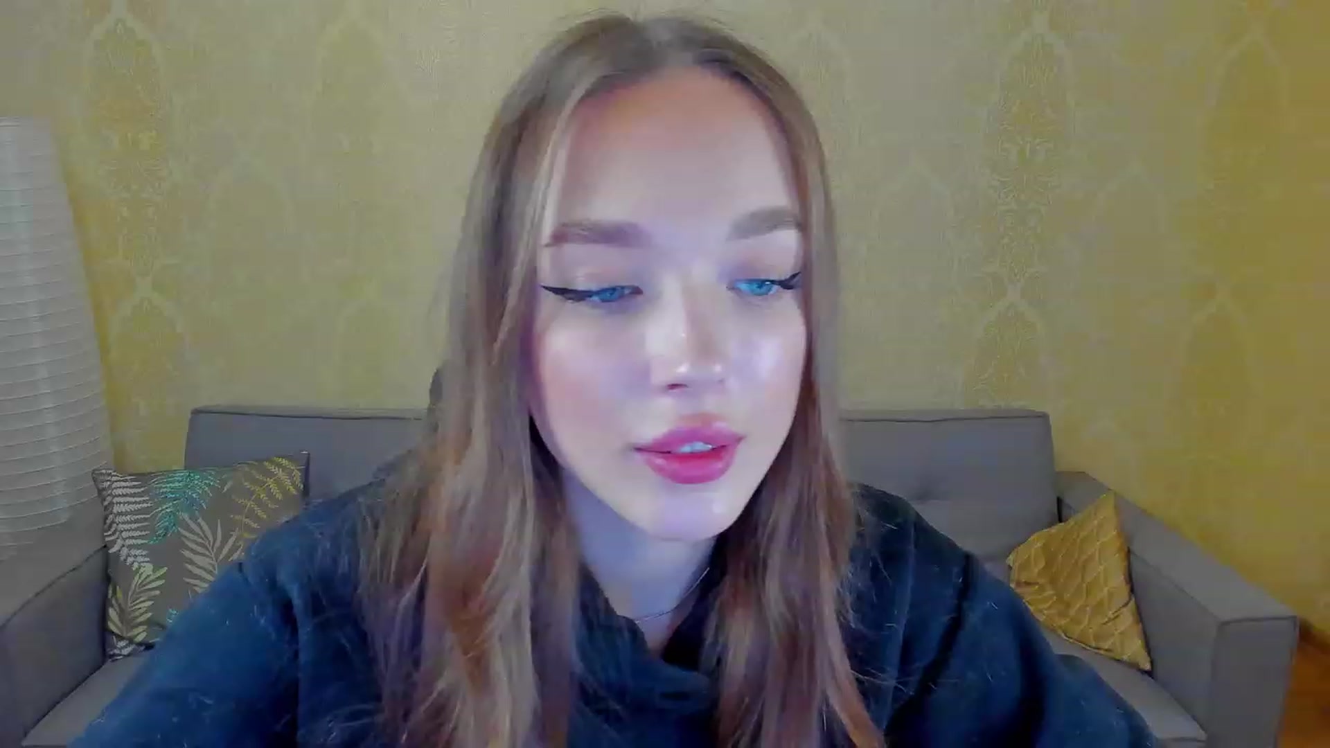 Gallery image thumbnail from Crafty_Love's myfreecams stream on, 02/13/2023, 08:47 image 19 of 20