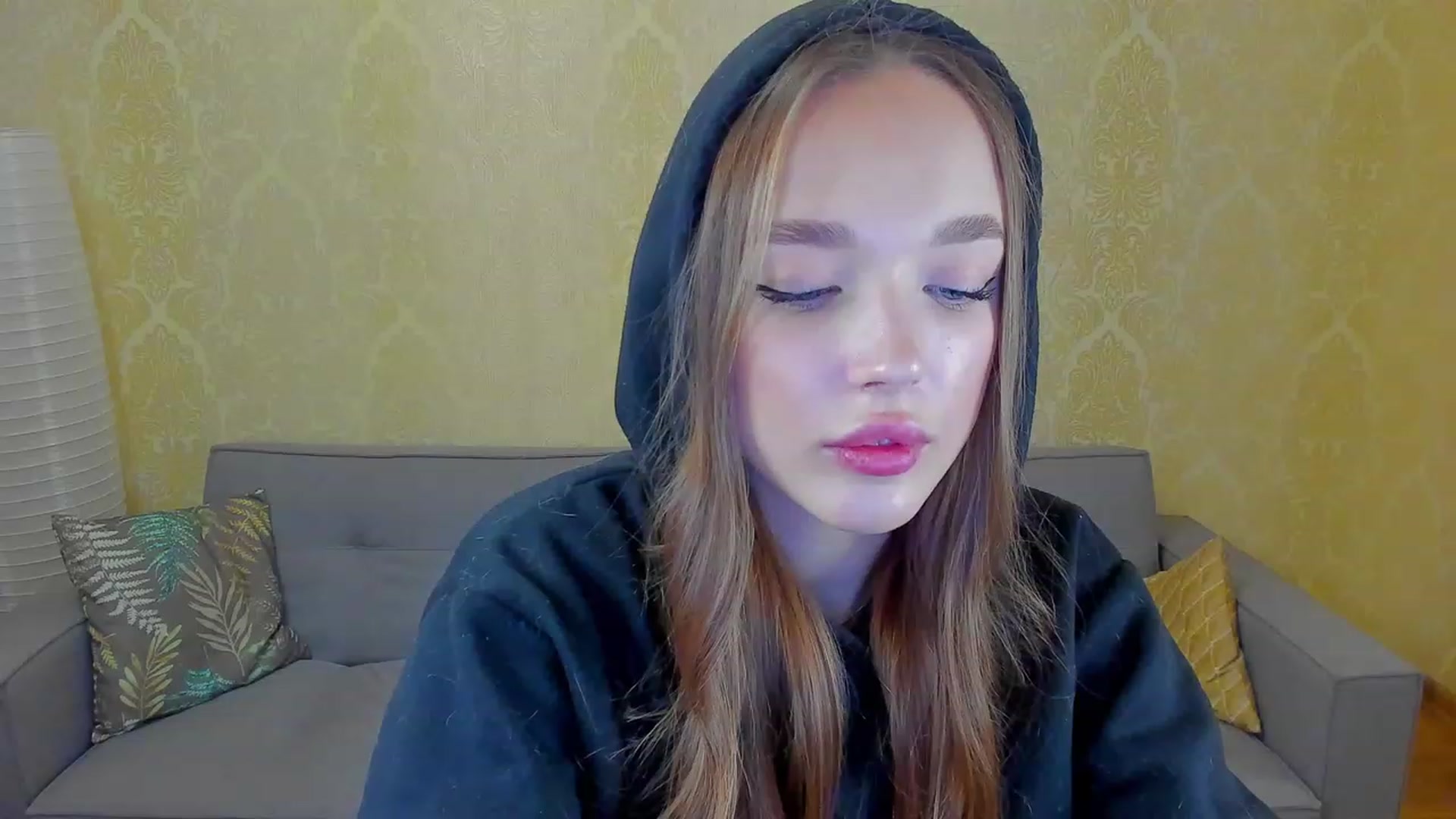 Gallery image thumbnail from Crafty_Love's myfreecams stream on, 02/13/2023, 10:49 image 14 of 20
